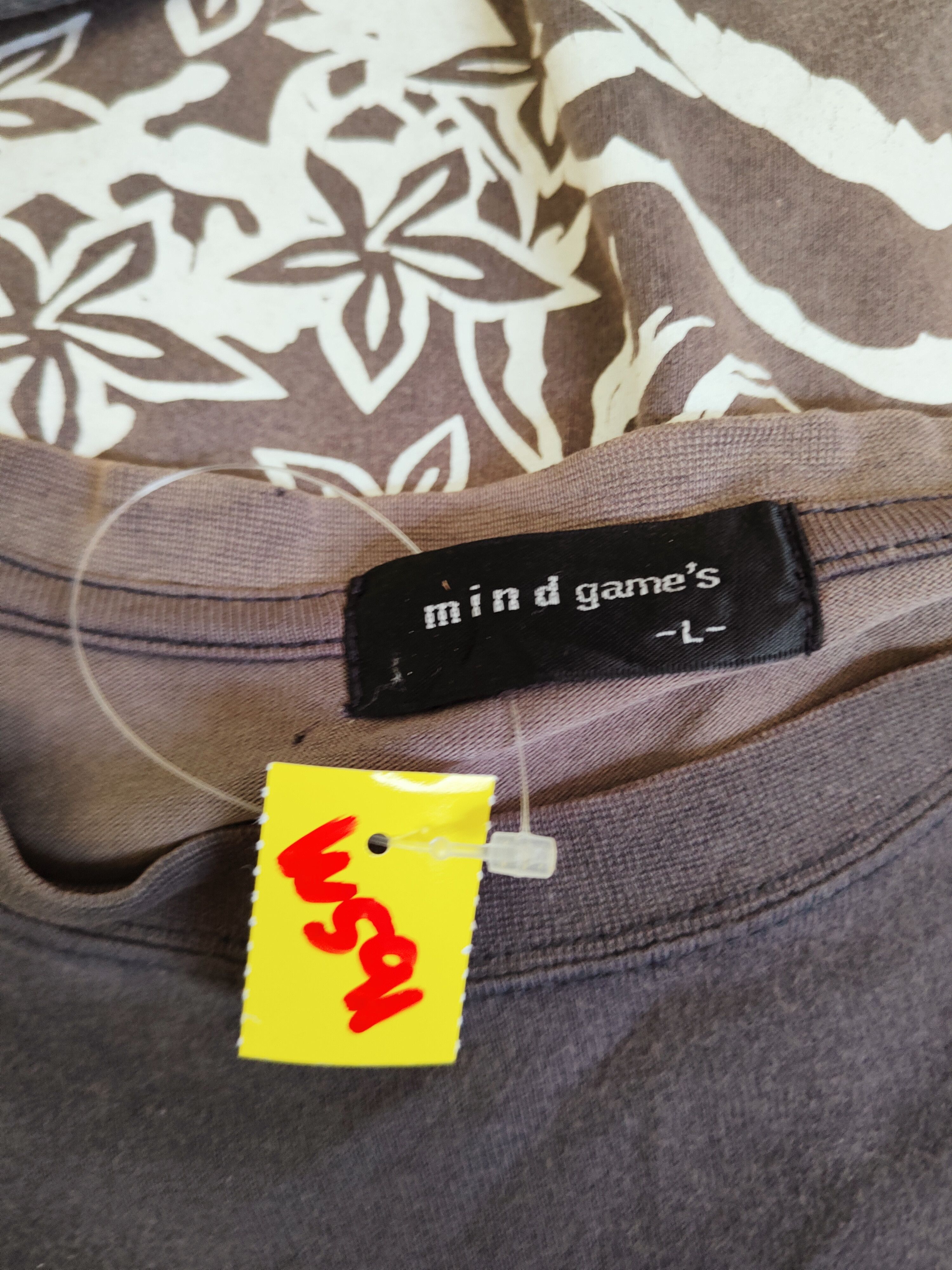 Vintage Mind Games Dark Gray Faded Long Sleeve T-shirts #W591 Size US L / EU 52-54 / 3 - 5 Thumbnail