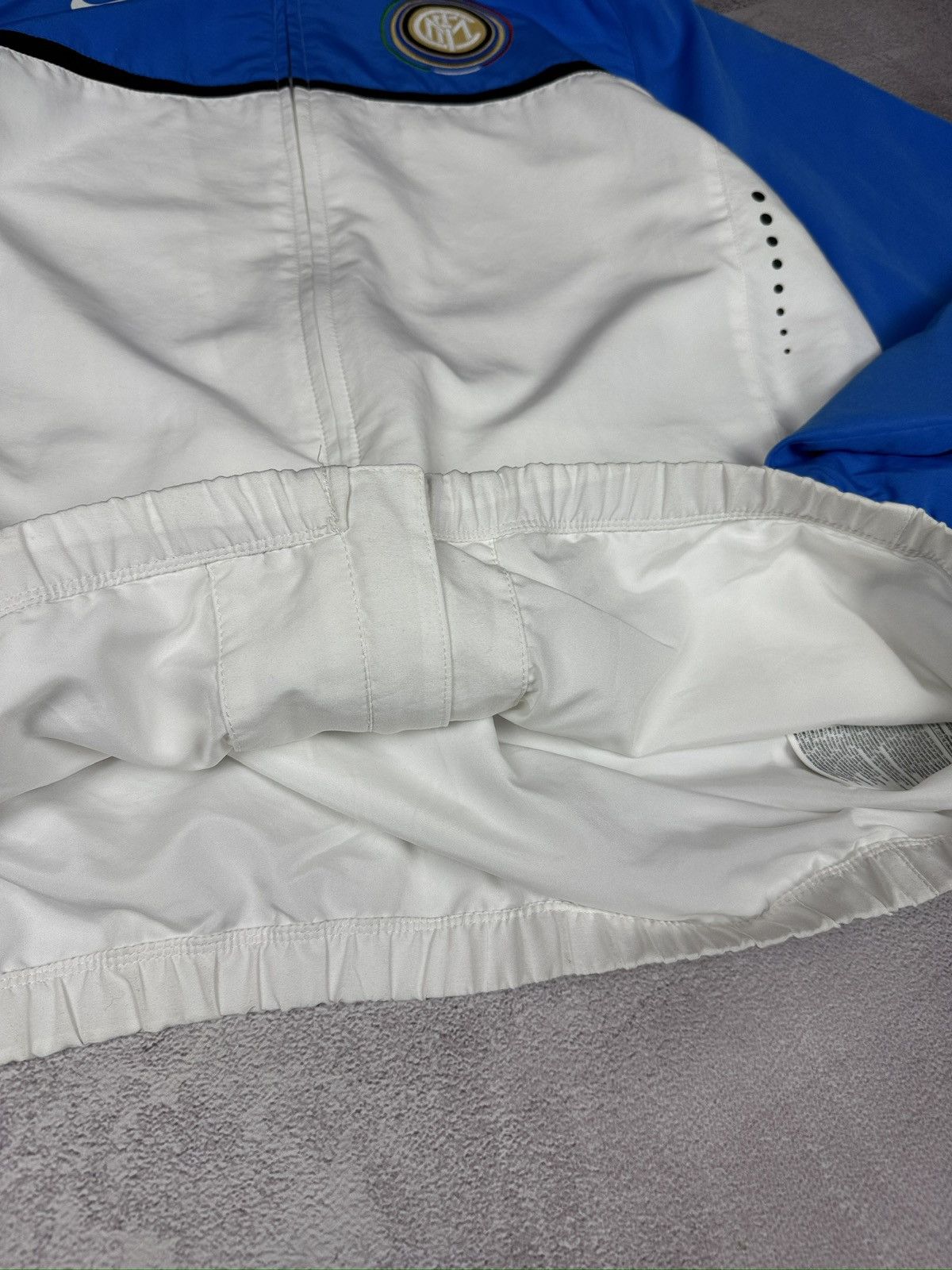 Nike Vintage Nike Inter Milan Track Jacket 2000s Football Drill Size US L / EU 52-54 / 3 - 5 Thumbnail