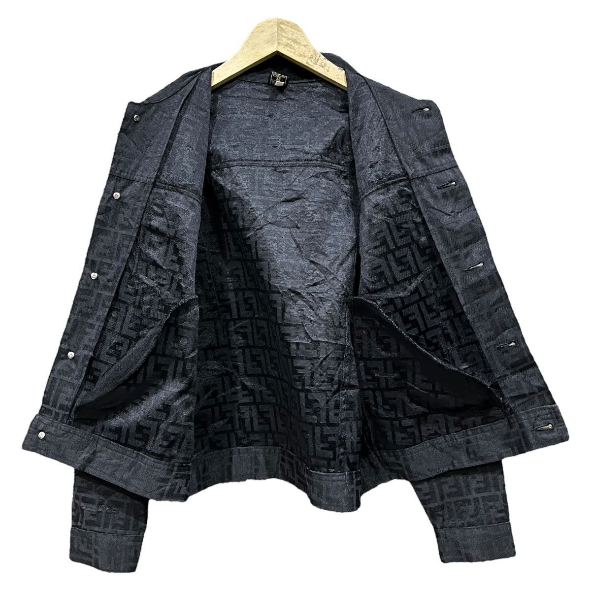 Fendi × Vintage Vintage Fendi Zucca Trucker Jacket Size US M / EU 48-50 / 2 - 3 Thumbnail