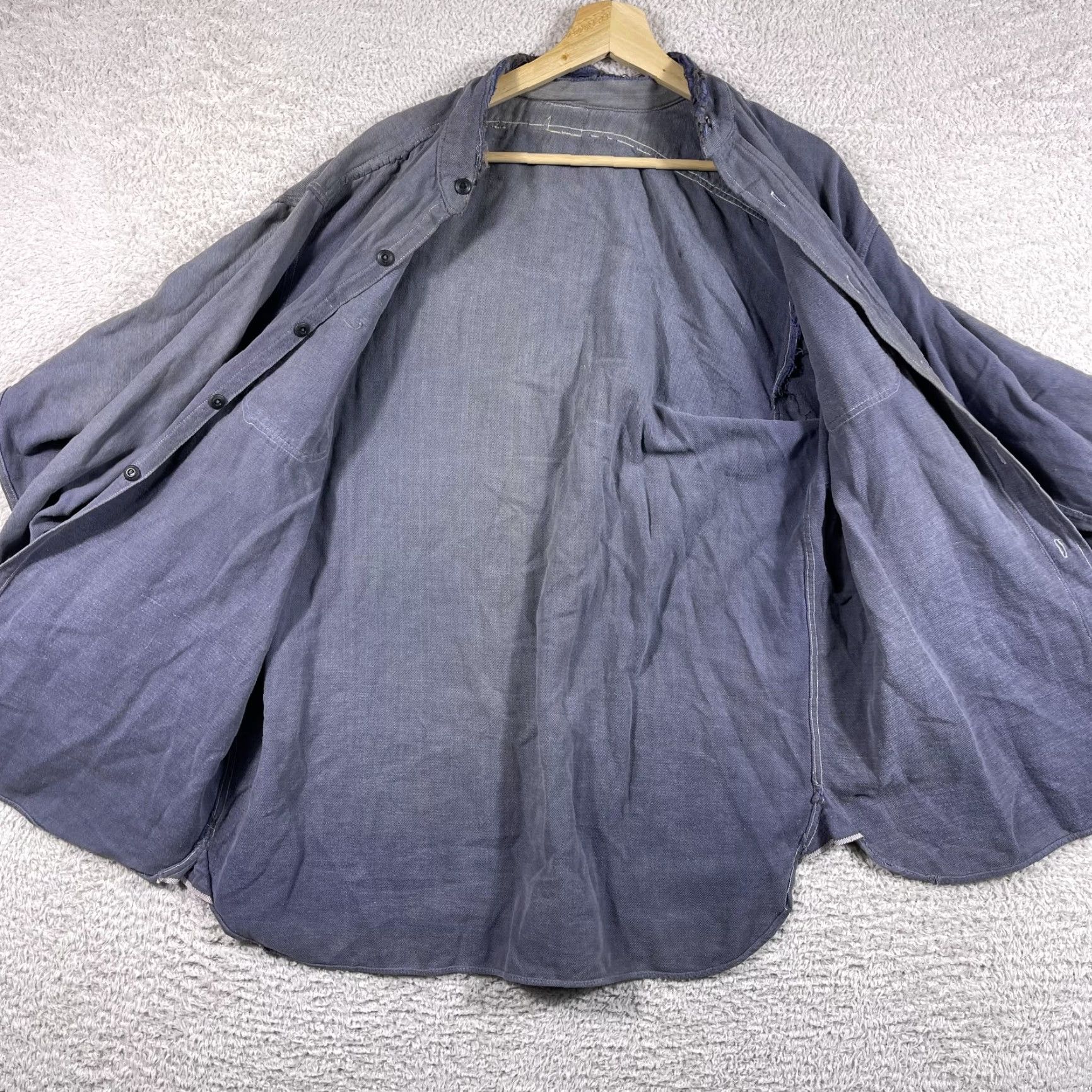 Vintage VINTAGE 1940s Work Shirt Mens Large Blue Band Collar Button Front Hercules USA Shirt Size US L / EU 52-54 / 3 - 3 Thumbnail