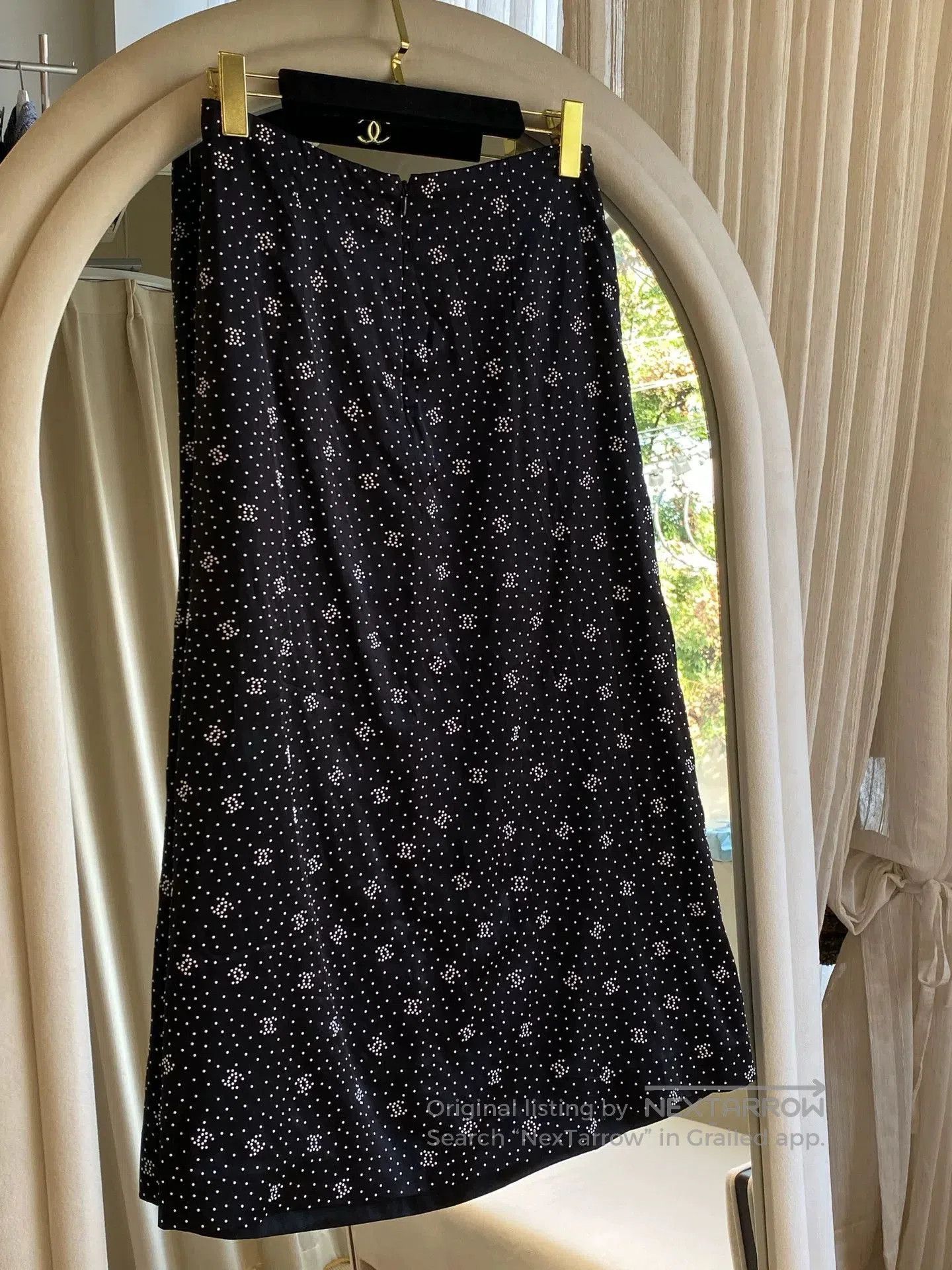 Chanel Chanel 2024 Black Polka Dot Silk Skirt. Size US 38 / EU 54 - 2 Thumbnail