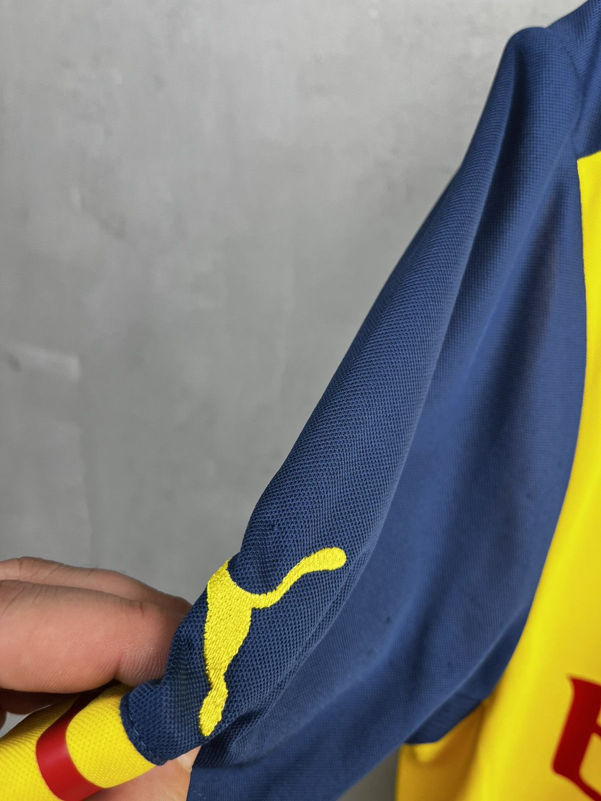 Puma Vintage Arsenal 2014/15 Away Puma Soccer Jersey Blokcore Size US M / EU 48-50 / 2 - 6 Thumbnail