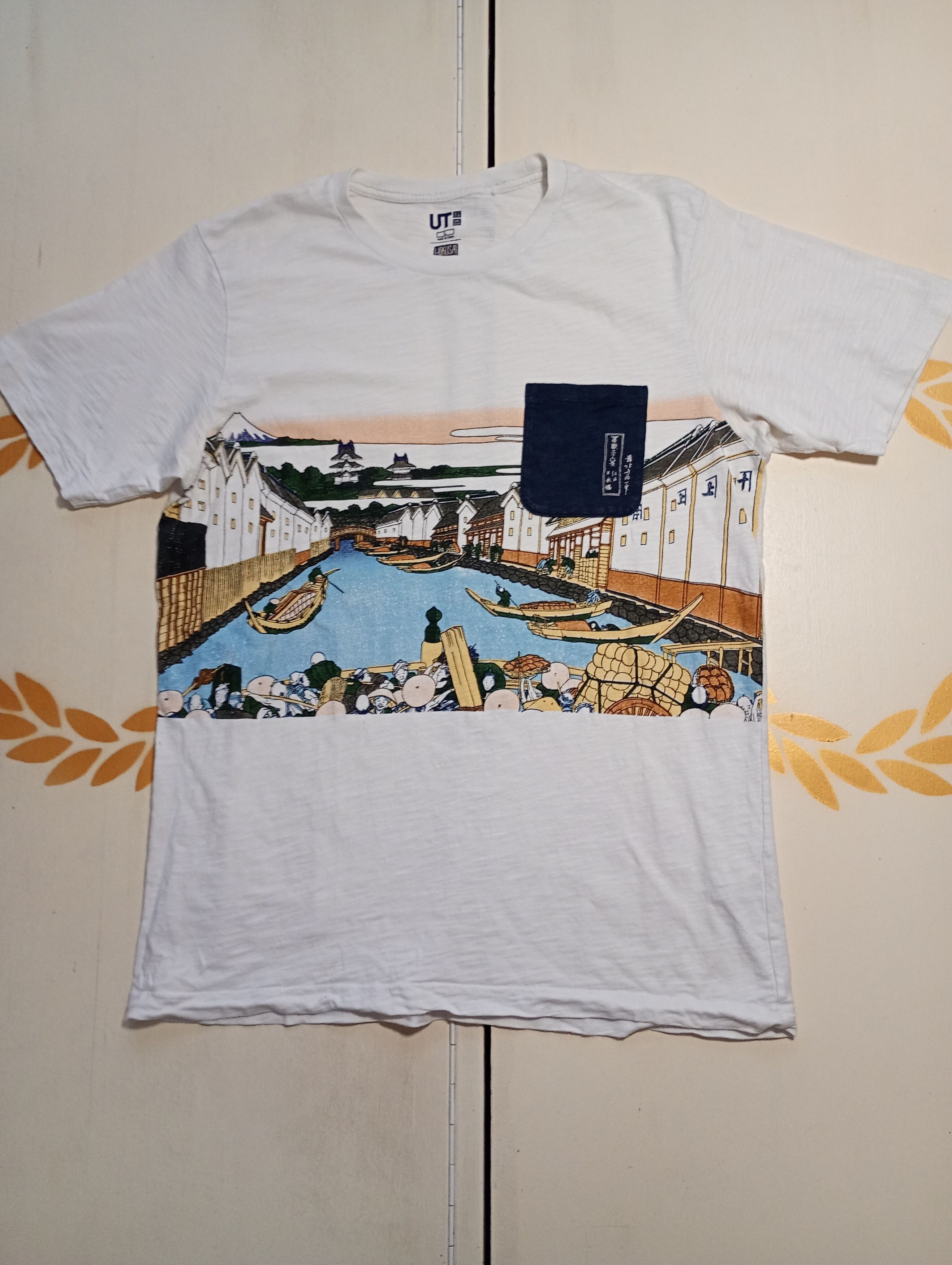 Uniqlo Uniqlo Hokusai Blue T-Shirt Size US L / EU 52-54 / 3 - 1 Thumbnail