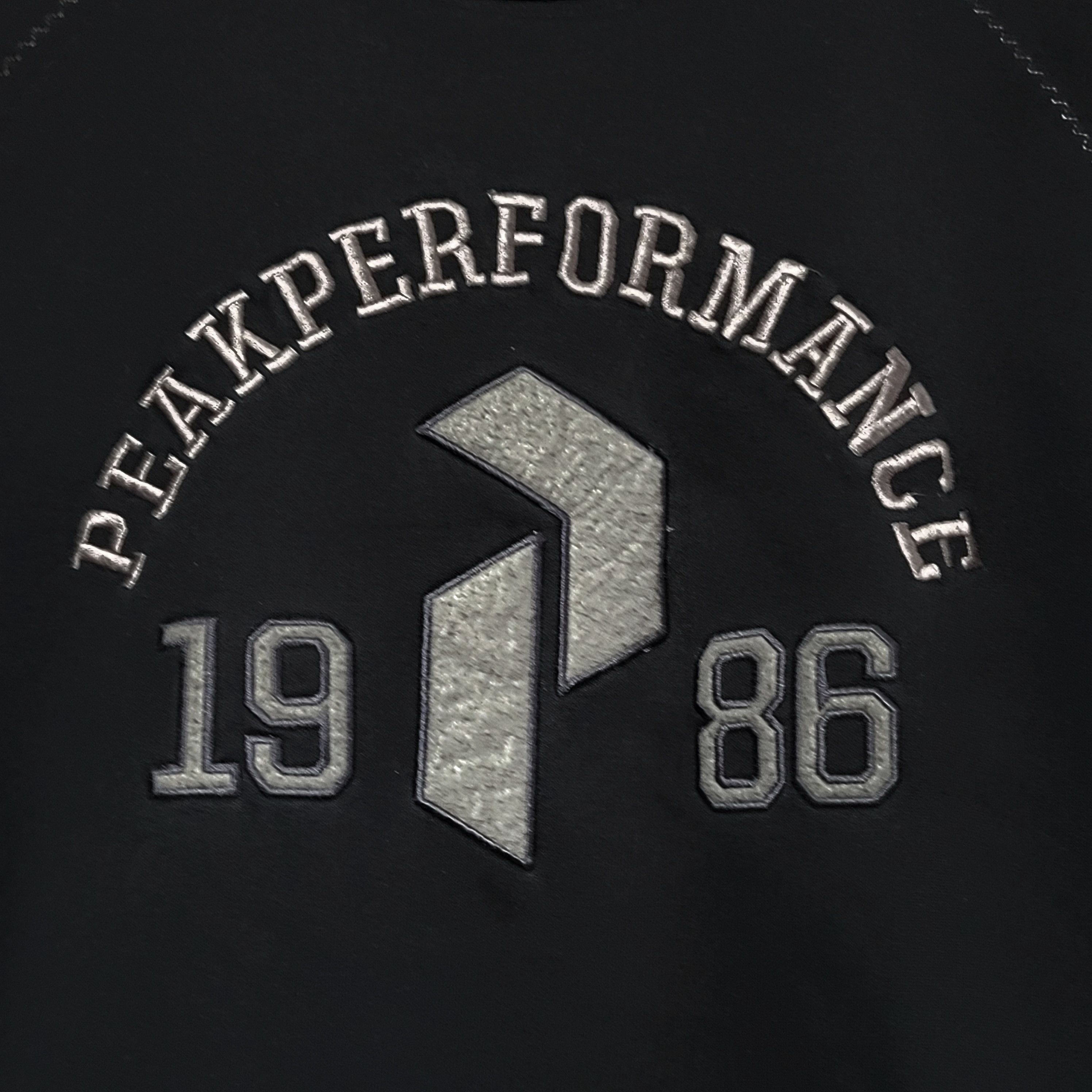 Peak Performance Vintage Peak Performance Sweatshirt.Size M. Size US M / EU 48-50 / 2 - 3 Thumbnail