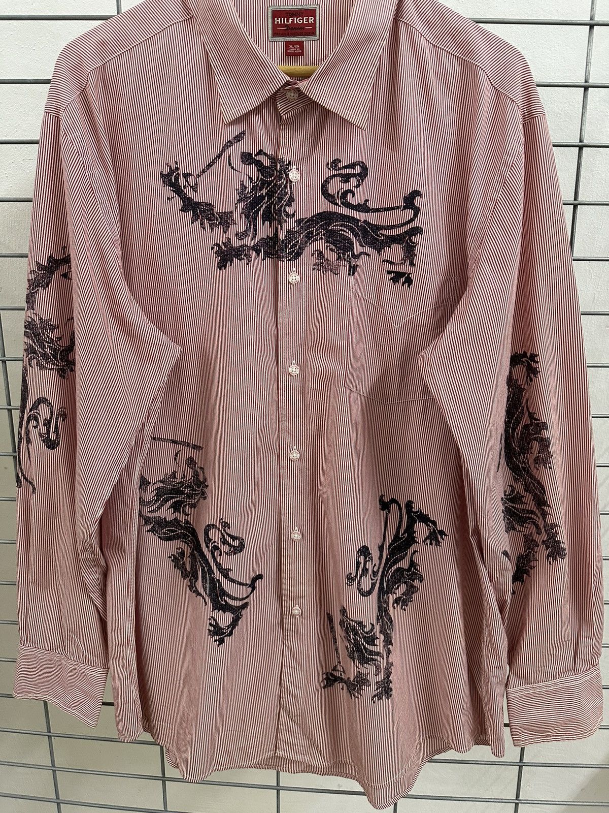 Tommy Hilfiger Rare Beautiful Tommy Hilfiger Dragon Design Hickory Shirt Size US XL / EU 56 / 4 - 8 Thumbnail