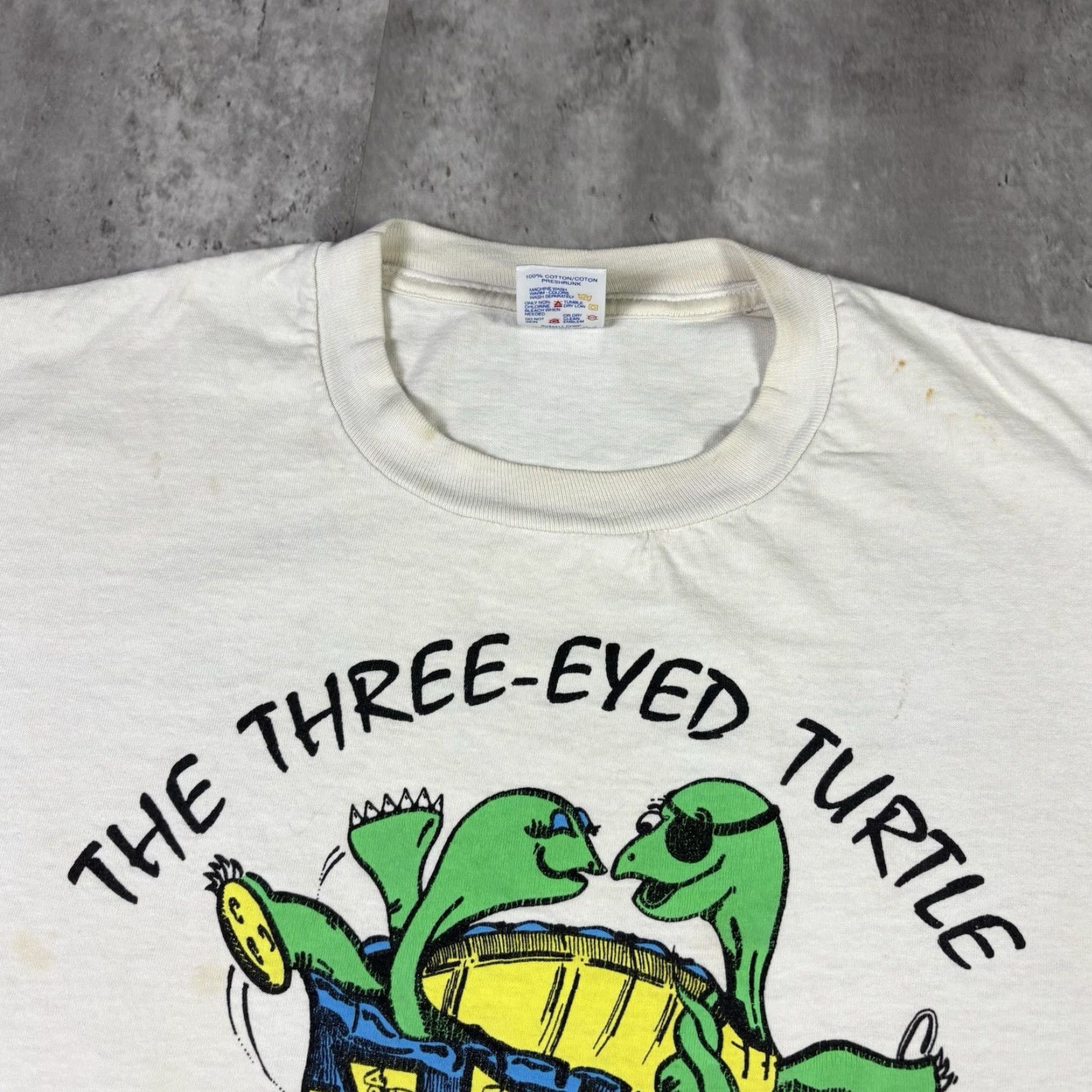Jerzees VINTAGE Jerzees The Three Eyed Turtle Bar Beer Promo T Shirt XL White Crew Neck Short Sleeve Mens Size US XL / EU 56 / 4 - 6 Thumbnail