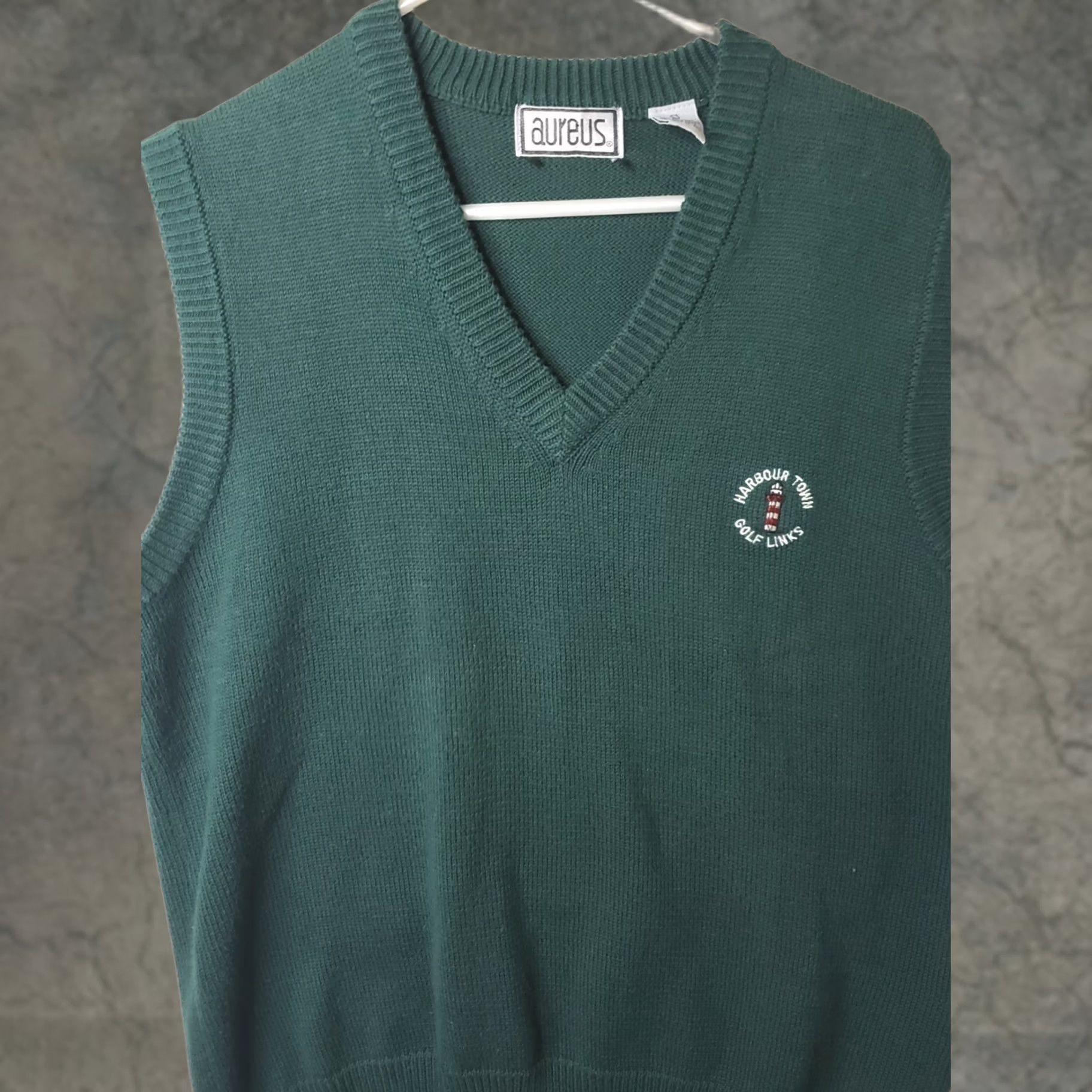 Vintage VINTAGE Aureus Sweater Vest Men's L Green Harbor Town Golf Links Hilton Head SC Size US L / EU 52-54 / 3 - 1 Thumbnail