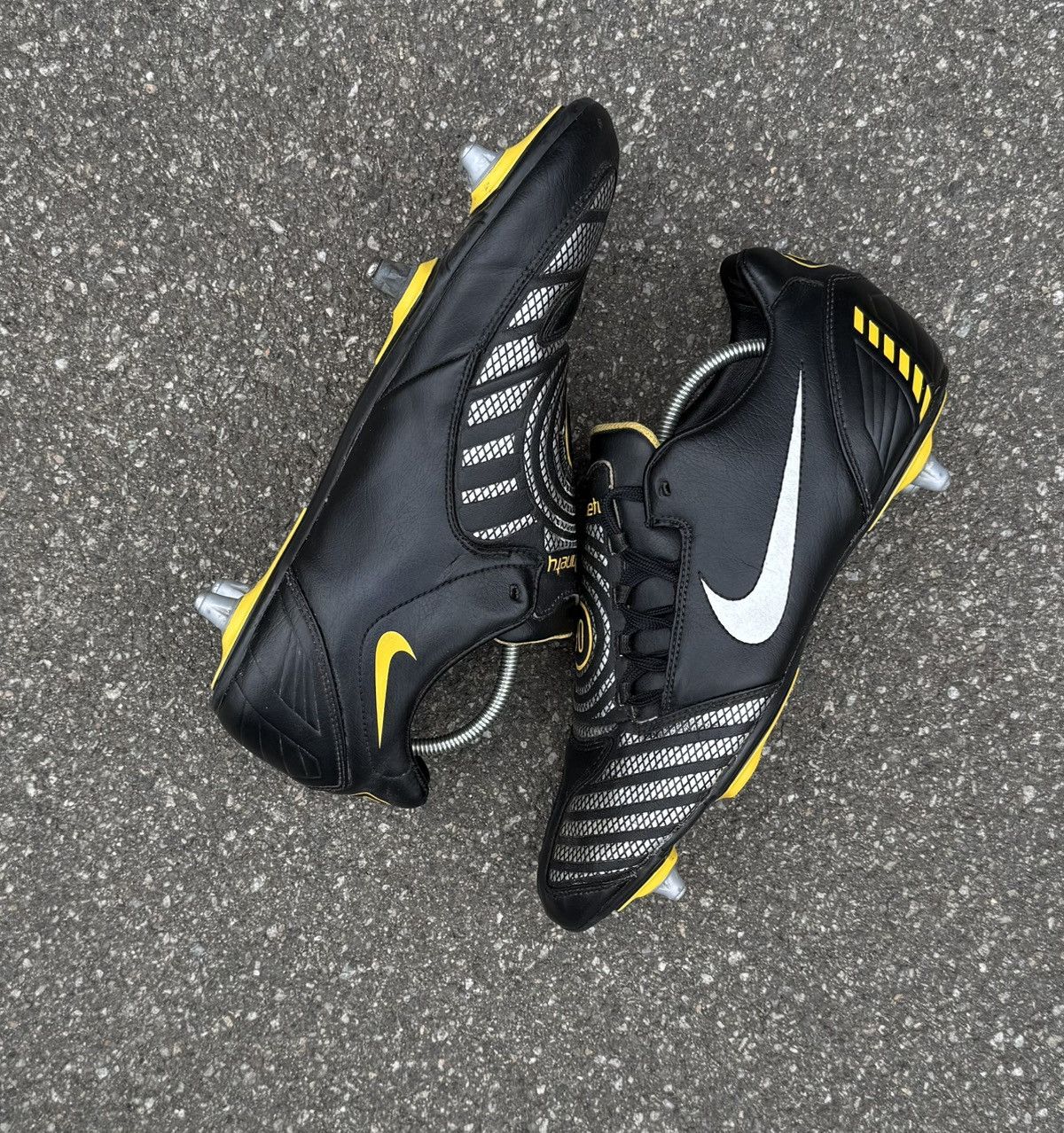 Nike Vintage Y2K Nike Total 90 Soccer 2008 Hype Football Boots Size US 9 / EU 42 - 5 Thumbnail