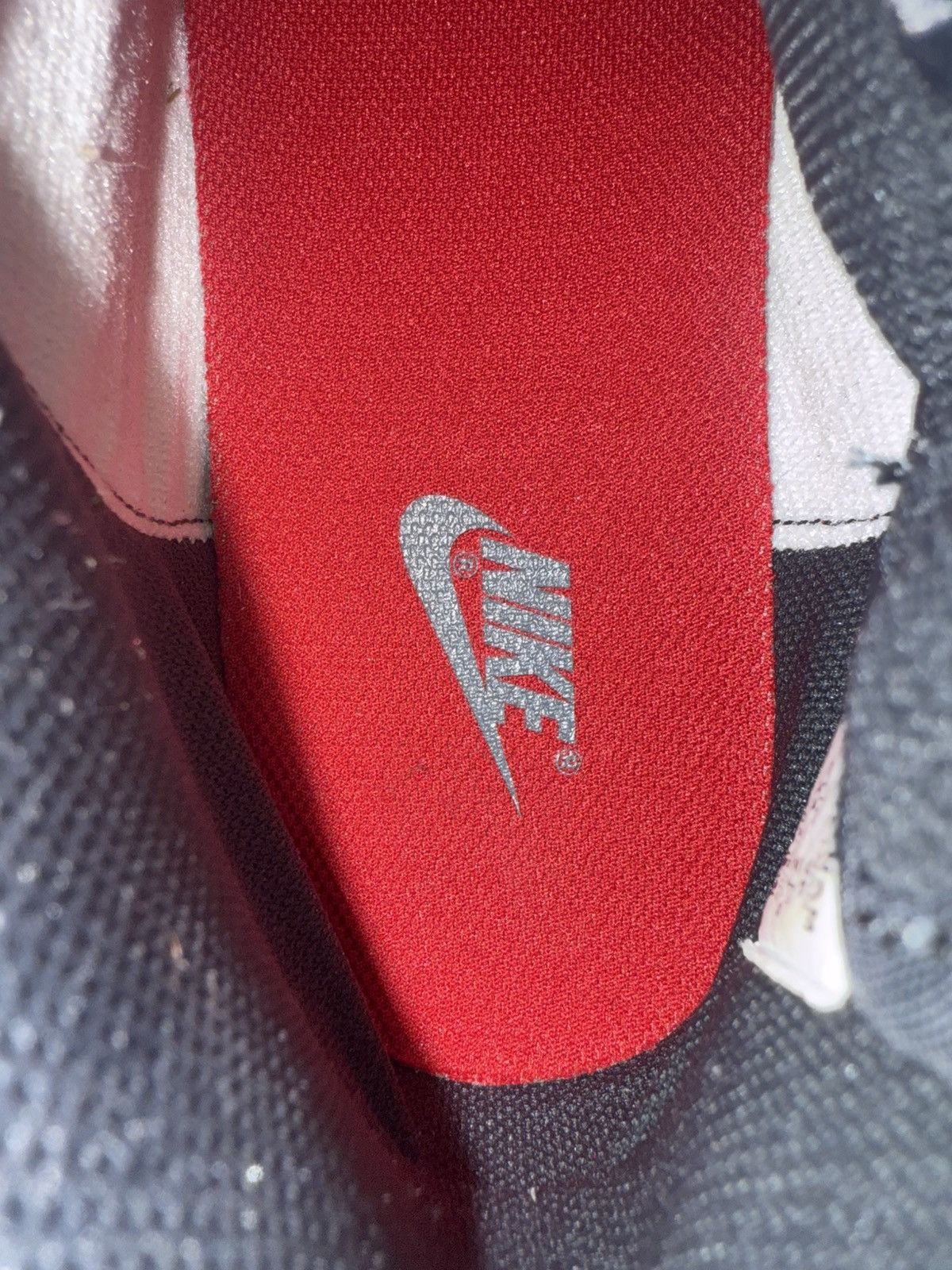 Nike 2009 Nike Dunk High Ultraman Red Size US 9.5 / EU 42-43 - 6 Thumbnail