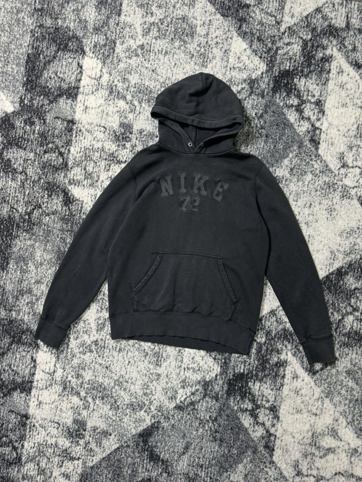 Nike × Vintage Vintage Nike Faded Black Hoodies Big Logo Y2K STYLE Size US M / EU 48-50 / 2 - 1 Thumbnail
