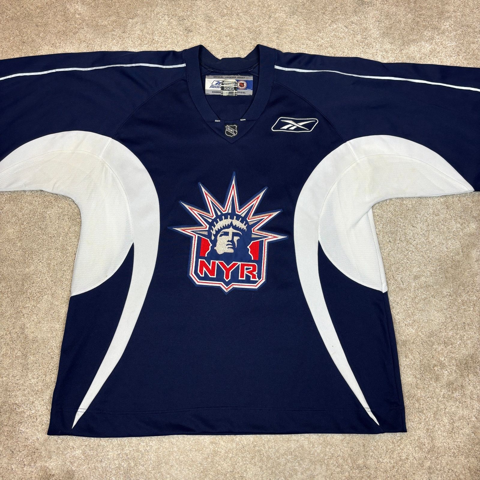 Reebok New York Rangers Lady Liberty Jersey Prucha Signed NHL Size US L / EU 52-54 / 3 - 3 Thumbnail
