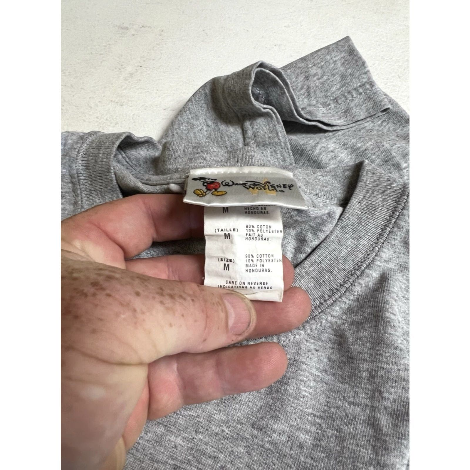 Disney VINTAGE Walt Disney T-Shirt Mickey Mouse 90s Gray Short Sleeve Crew Neck M Men Spring 2004 Size US M / EU 48-50 / 2 - 4 Thumbnail