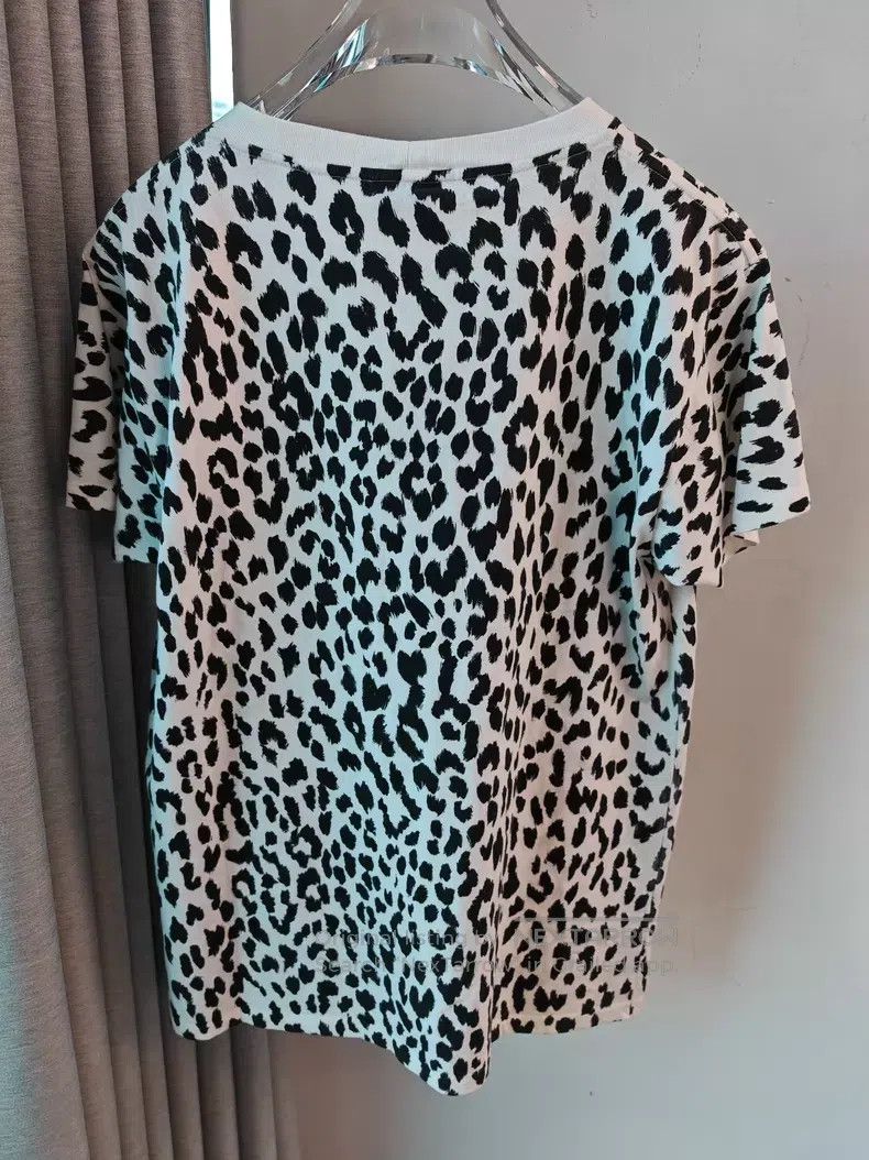 Saint Laurent Paris Saint Laurent Paris Leopard Print T-Shirt i Size US L / EU 52-54 / 3 - 2 Thumbnail