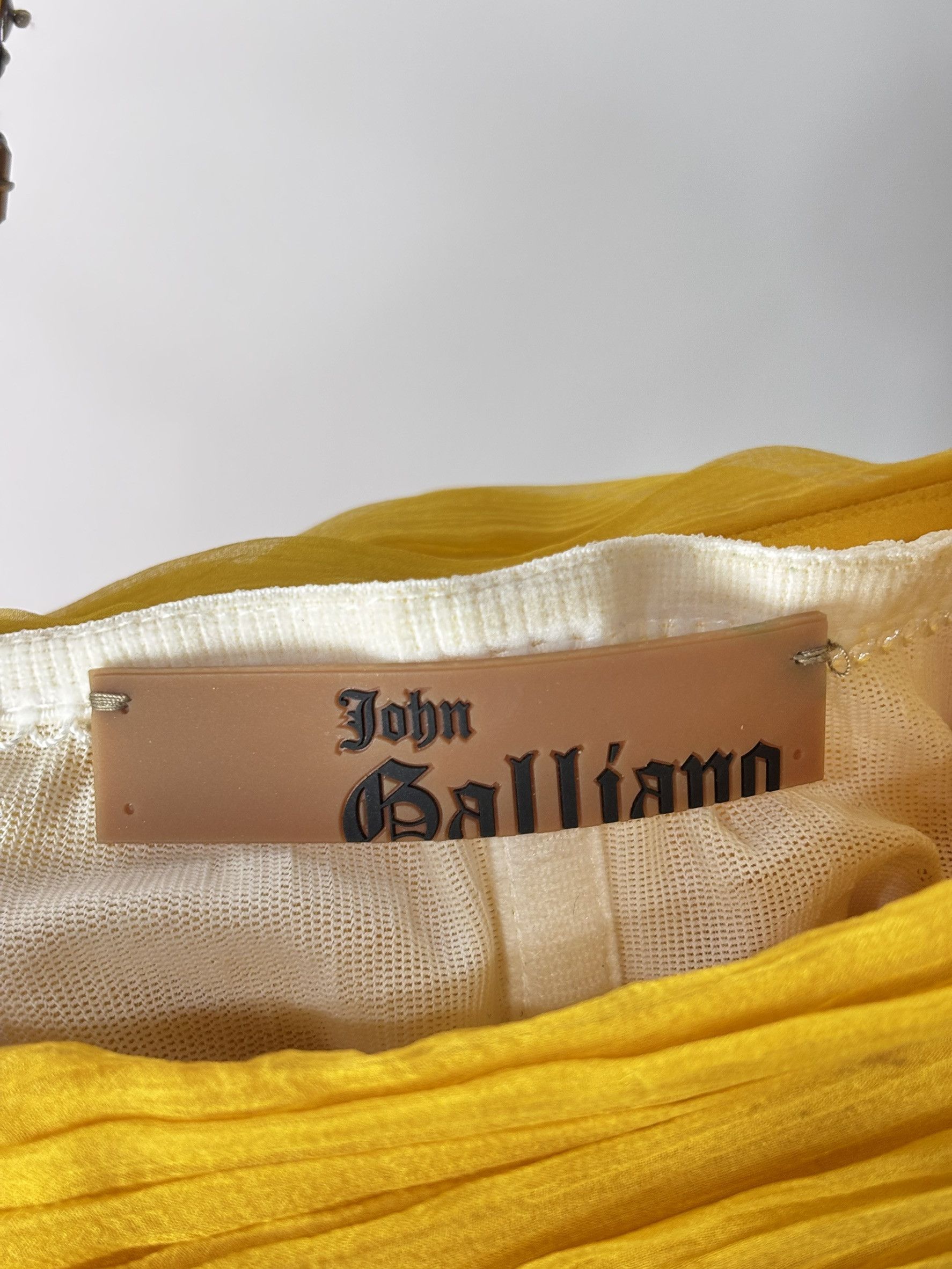 John Galliano John Galliano One-Shoulder Silk Evening Gown Size M / US 6-8 / IT 42-44 - 9 Thumbnail