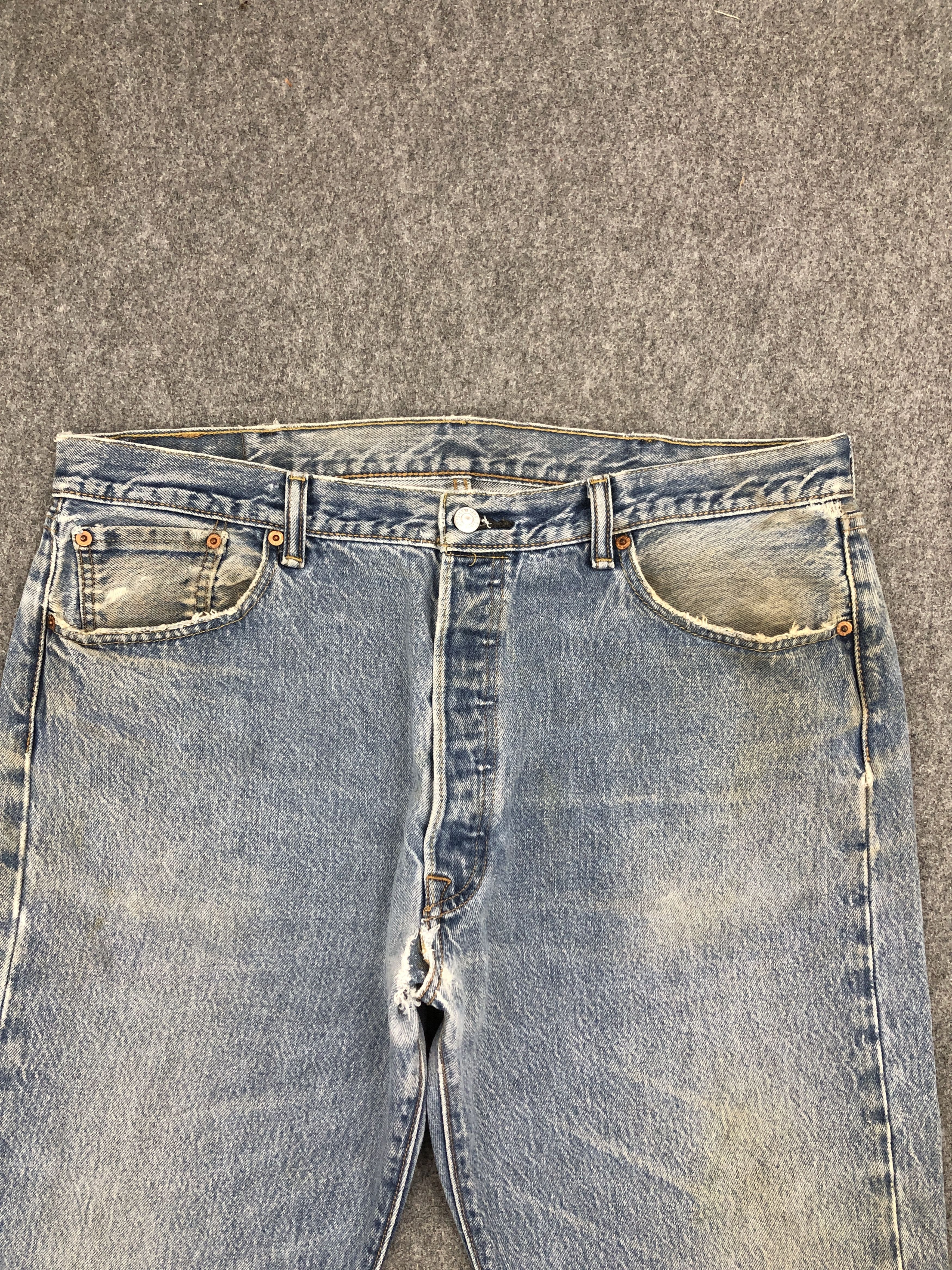 Levi's Vintage Levi's 501 Button Fly Jeans DP2310 Size US 37 - 2 Thumbnail