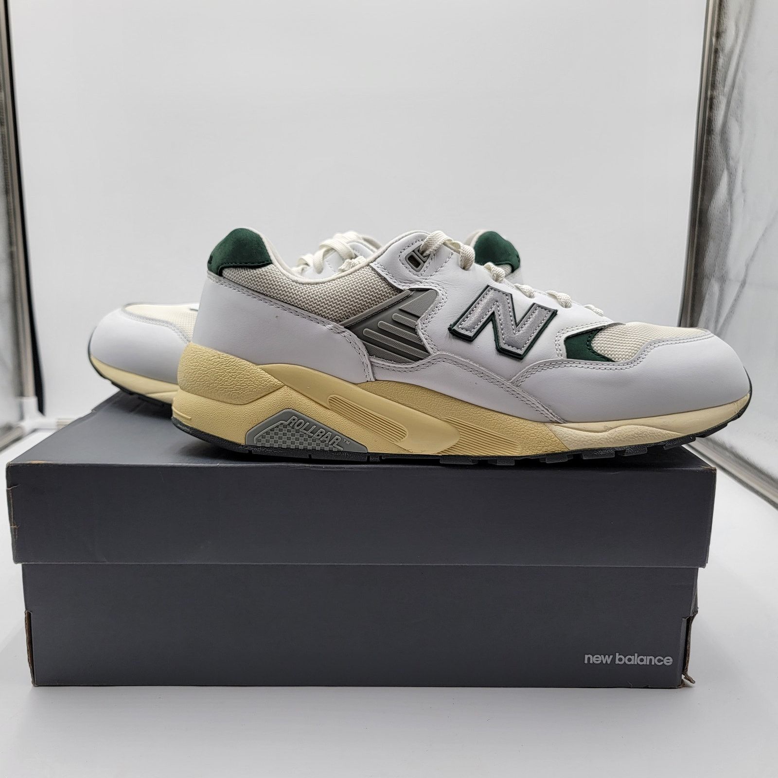 New Balance New Balance 580 'White Nightwatch Green' Sz 14 MT580RCA Size US 14 / EU 47 - 1 Thumbnail