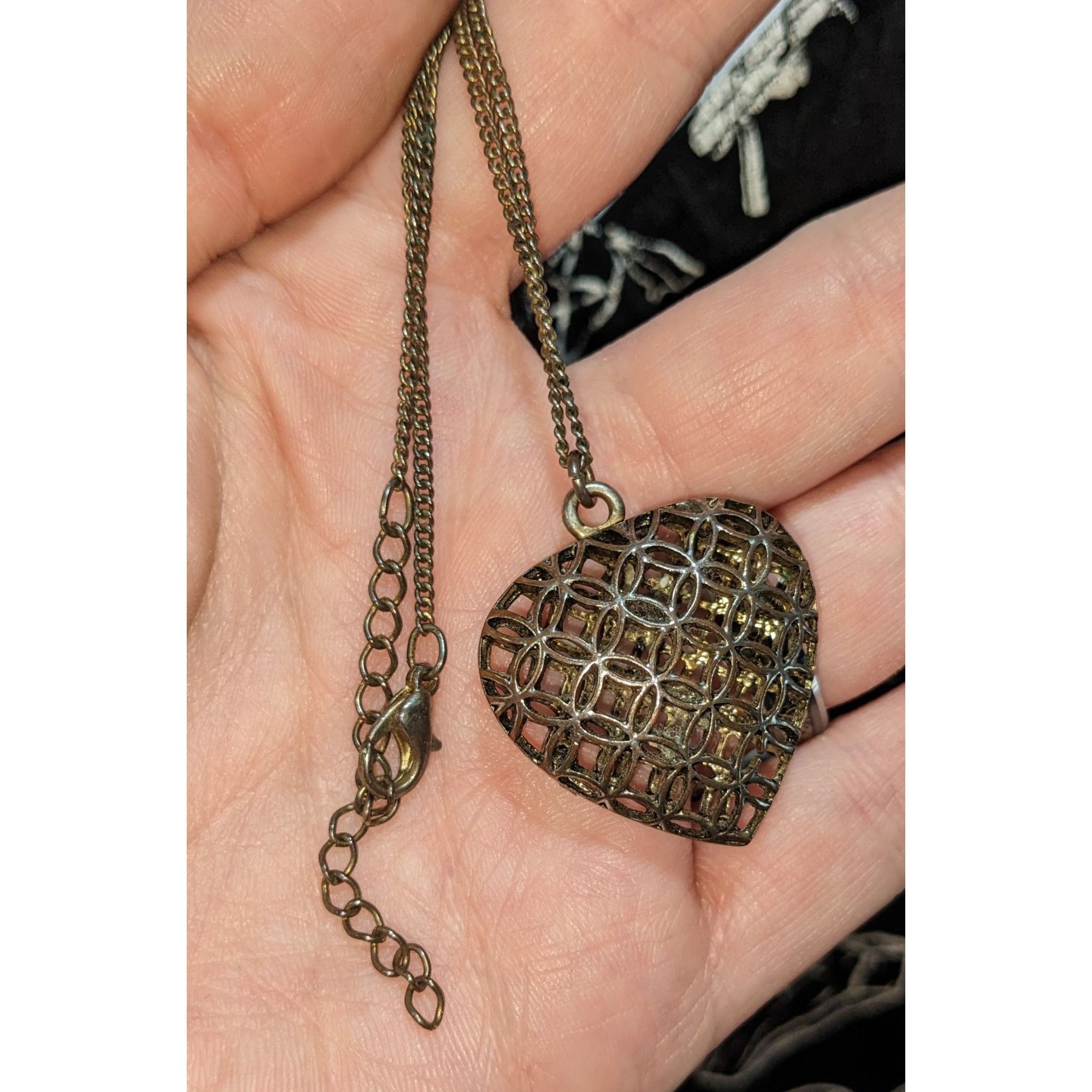 Other Heart-Shaped Filigree Pendant Necklace Size ONE SIZE - 1 Thumbnail