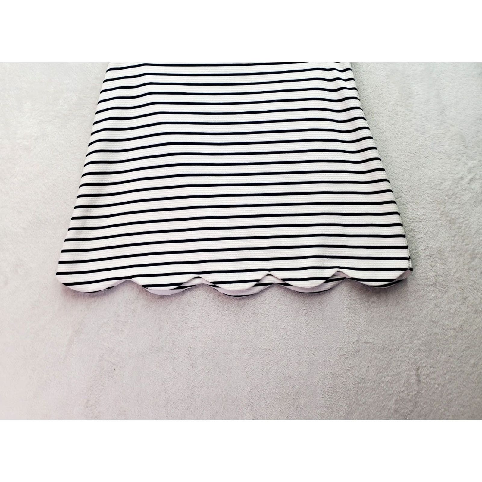 AQUA Aqua Skirt Womens Size XL Navy Striped Seersucker Lined Side Zipper A-Line Short Size 40" / US 18 - 3 Thumbnail
