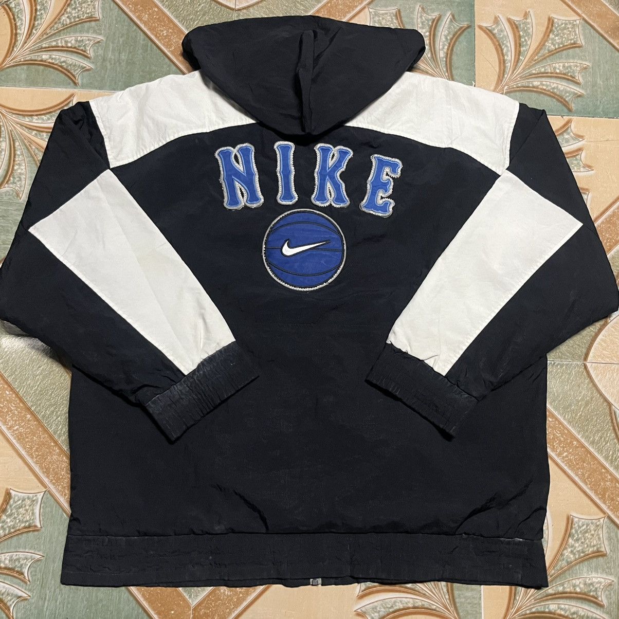 Nike VTG 90S NIKE BASKETBALL JACKET Size US L / EU 52-54 / 3 - 3 Thumbnail