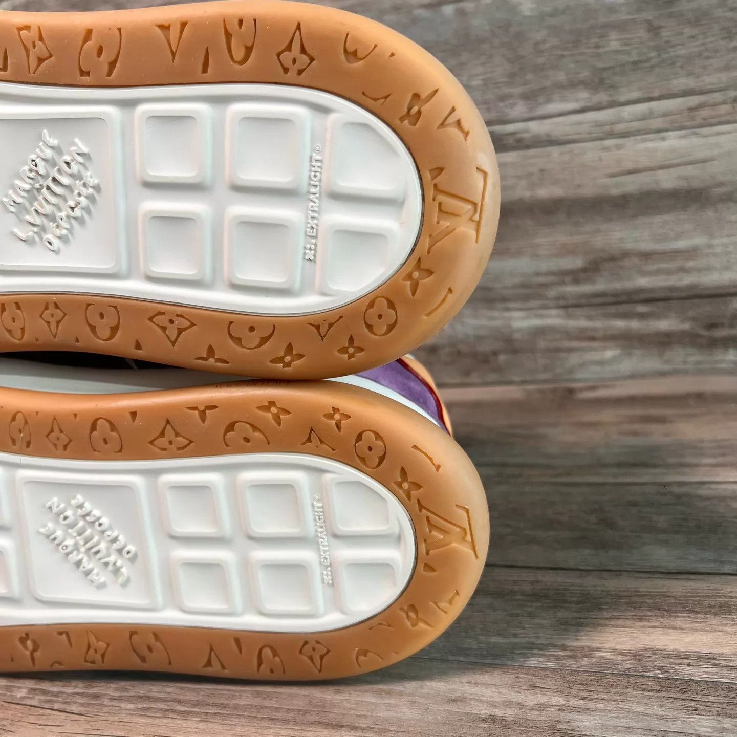 Louis Vuitton LV Tilted Biscuit 2026 Wht/Purp UK9/43 Worn2x 97New Size US 10 / EU 43 - 7 Thumbnail