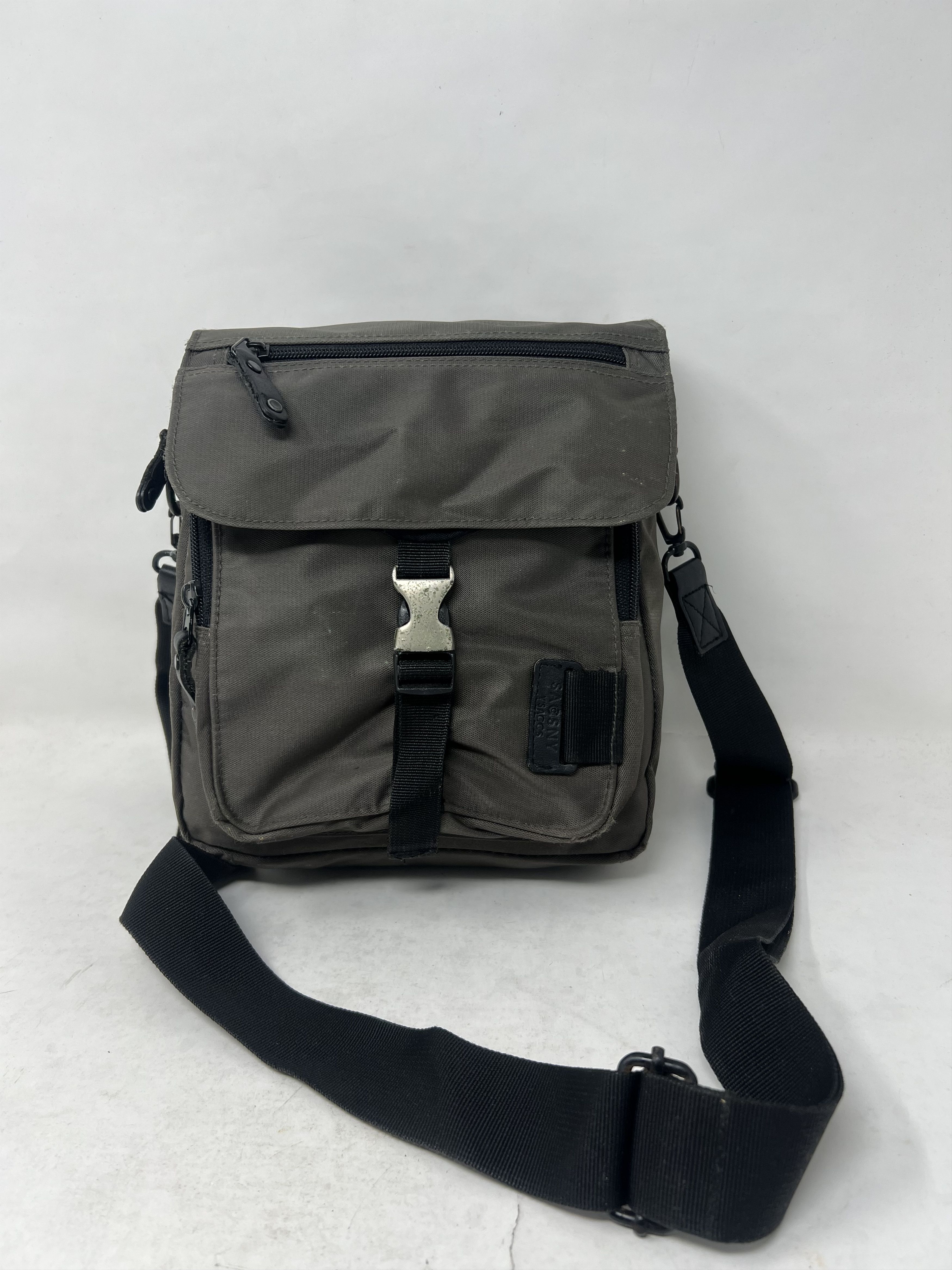Japanese Brand Y'saccs Sacsny Crossbody Sling Bag Size ONE SIZE - 2 Thumbnail