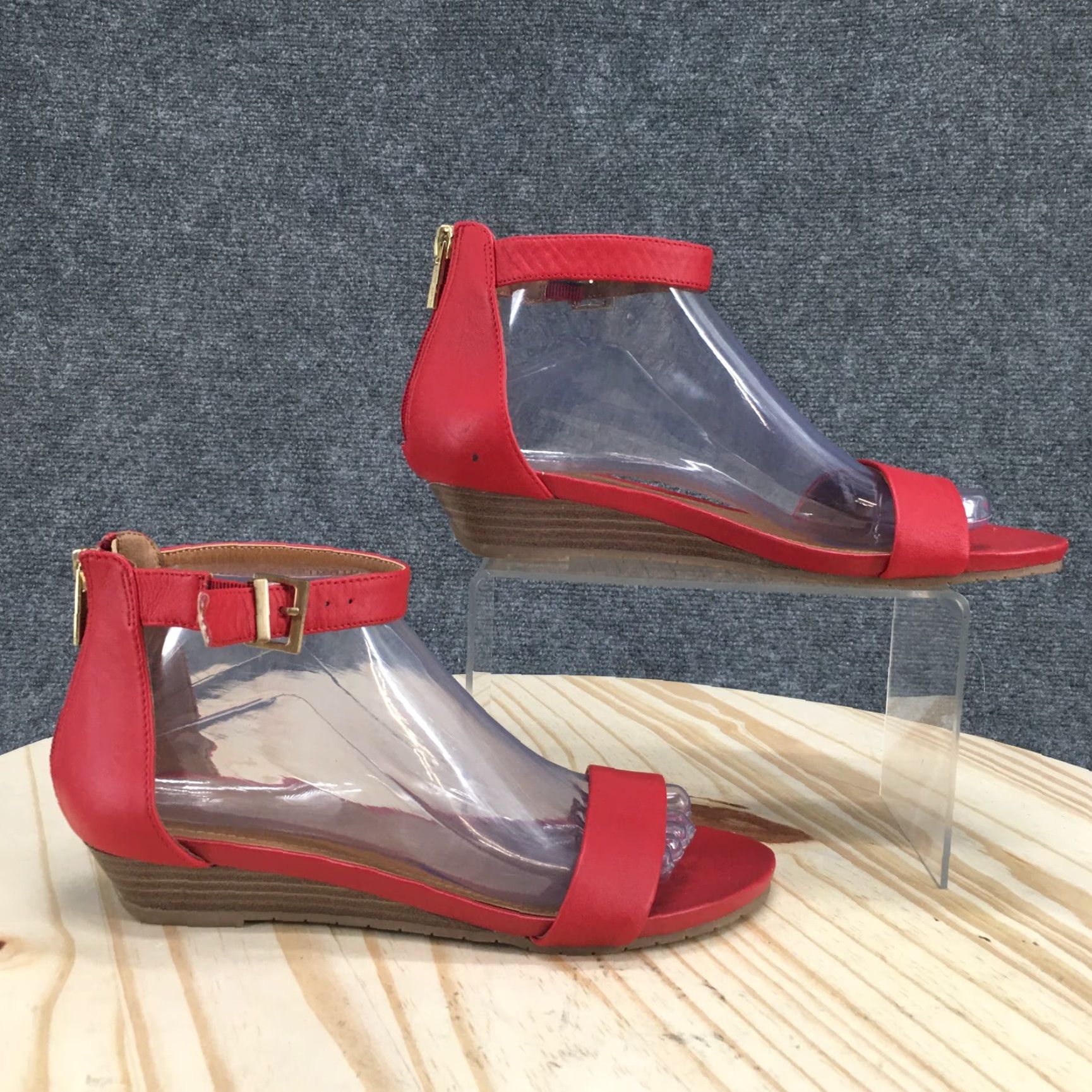 Kenneth Cole Kenneth Cole Reaction Sandals Womens 7.5 M Red Leather Ankle Strap Slip-On Casual Shoes Size US 8 / IT 38 - 2 Thumbnail