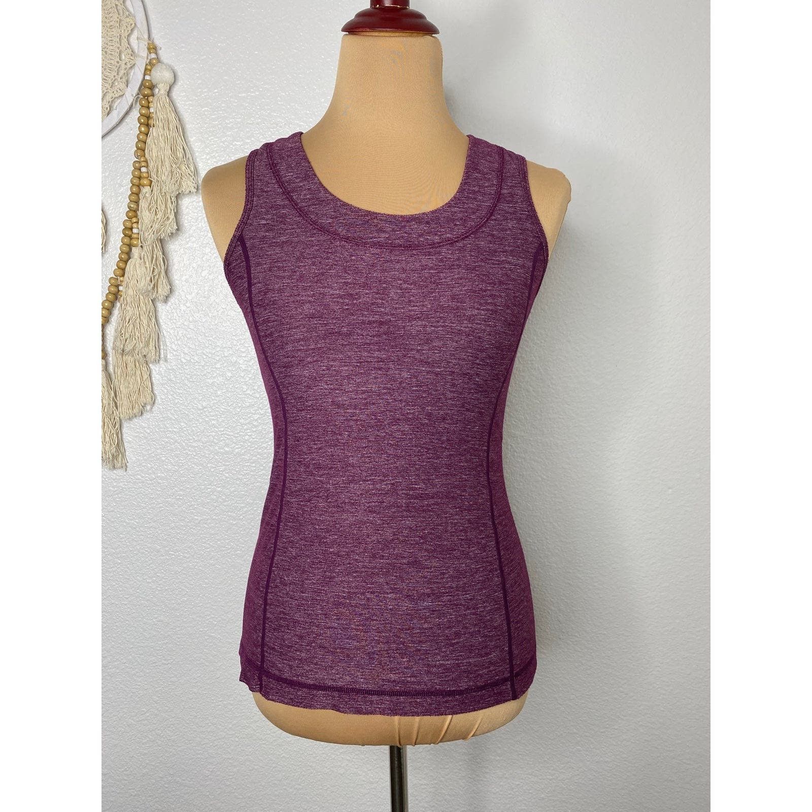 Lululemon lululemon tank top size 6 Size M / US 6-8 / IT 42-44 - 1 Thumbnail