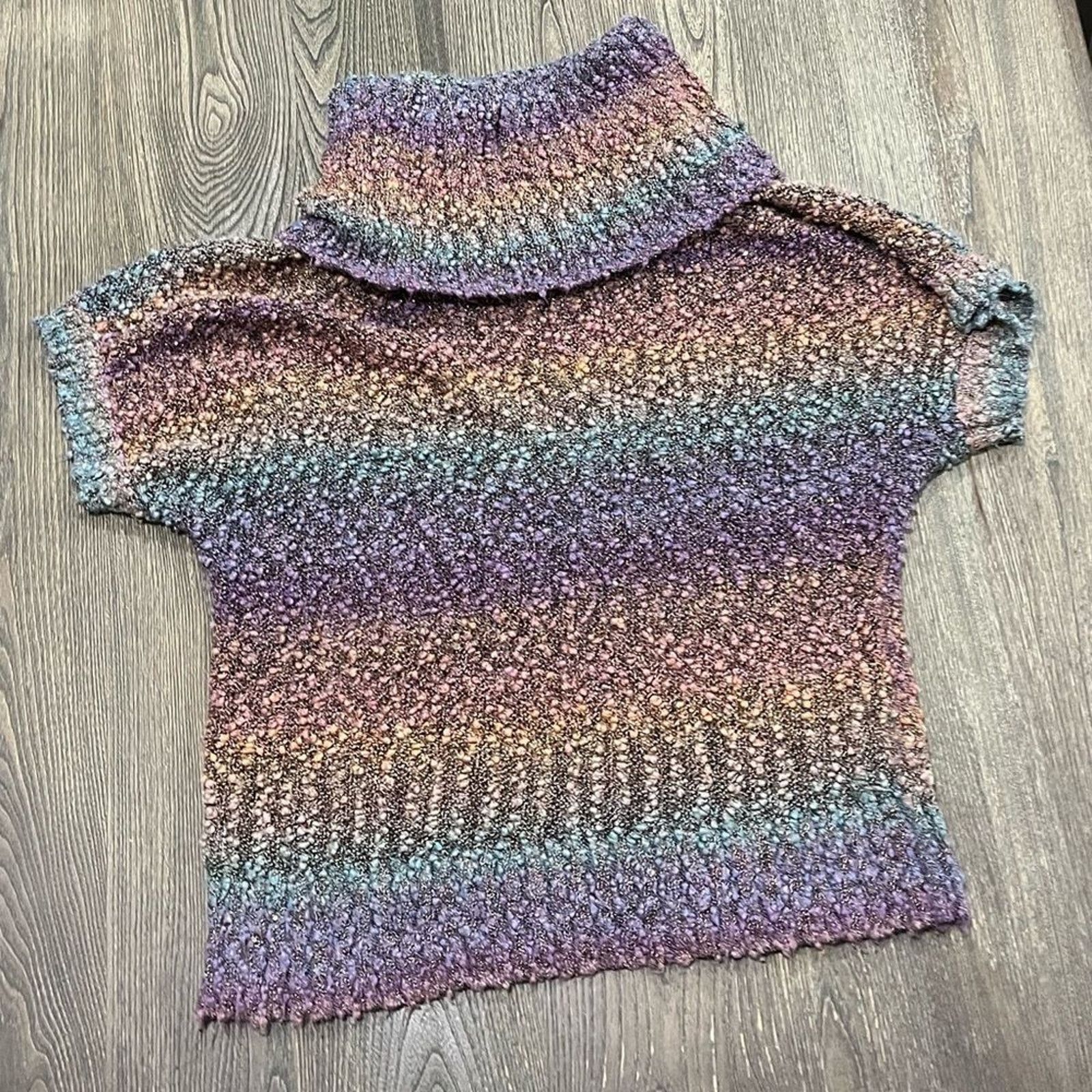 Vintage Cato Woman Rainbow Metallic Cropped Sweater Size 18/20W Size S / US 4 / IT 40 - 1 Thumbnail