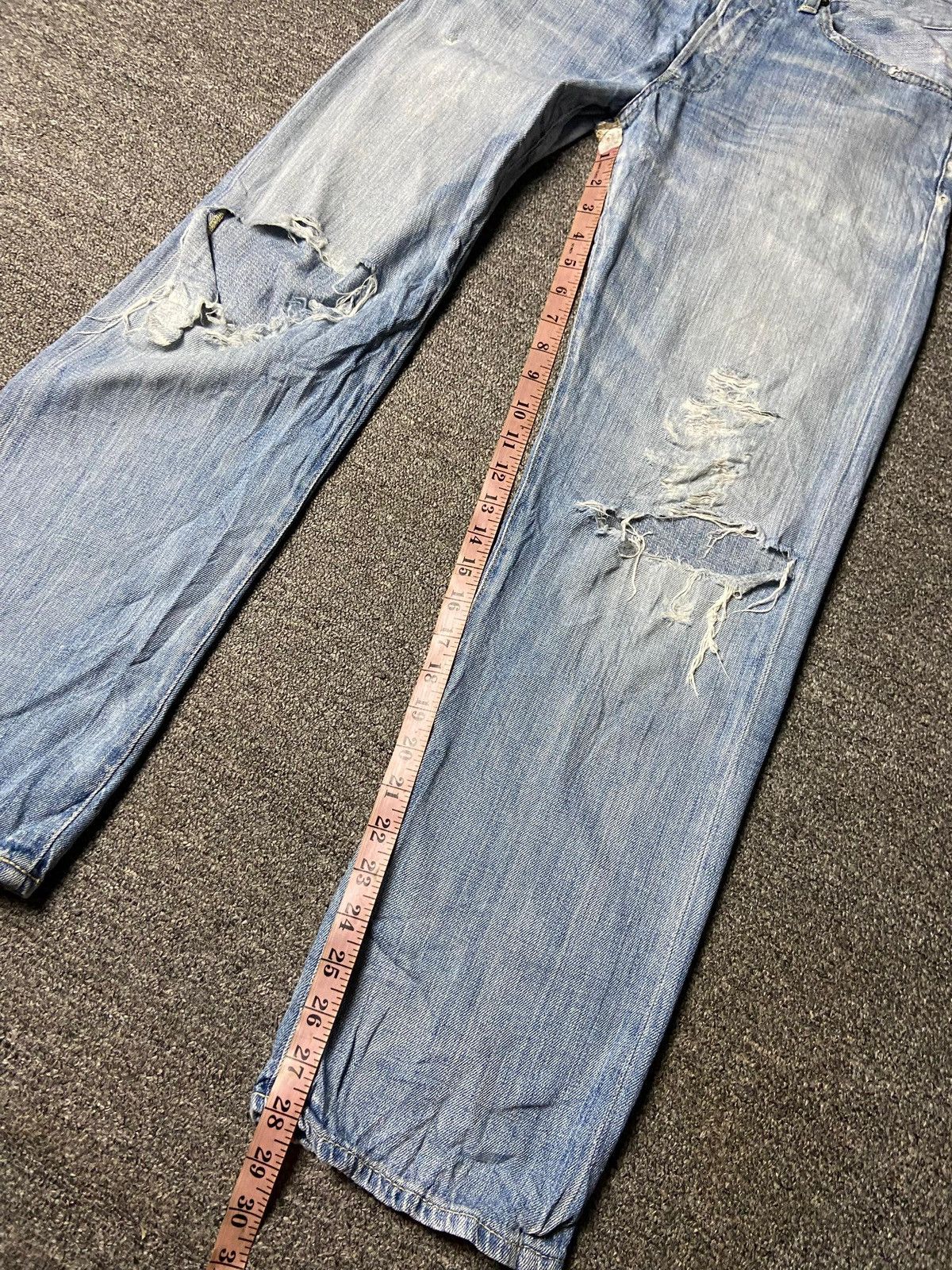 Polo Ralph Lauren Polo Ralph Lauren Authentic Dungarees Ripped Jeans (157) Size US 29 - 9 Thumbnail