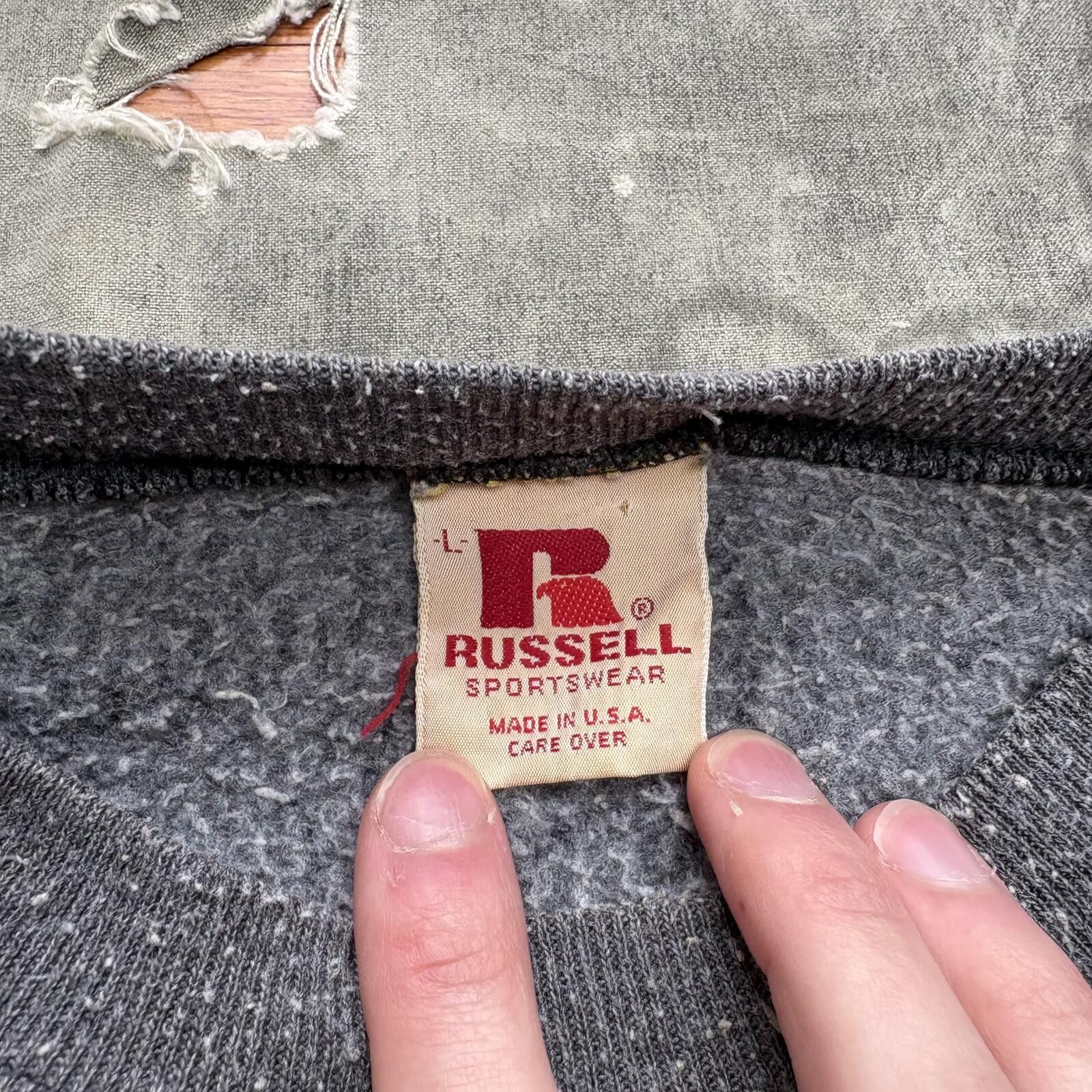 Russell Athletic Vintage 70s Faded Blank Gray Russell Athletic Sweatshirt Size US L / EU 52-54 / 3 - 2 Thumbnail