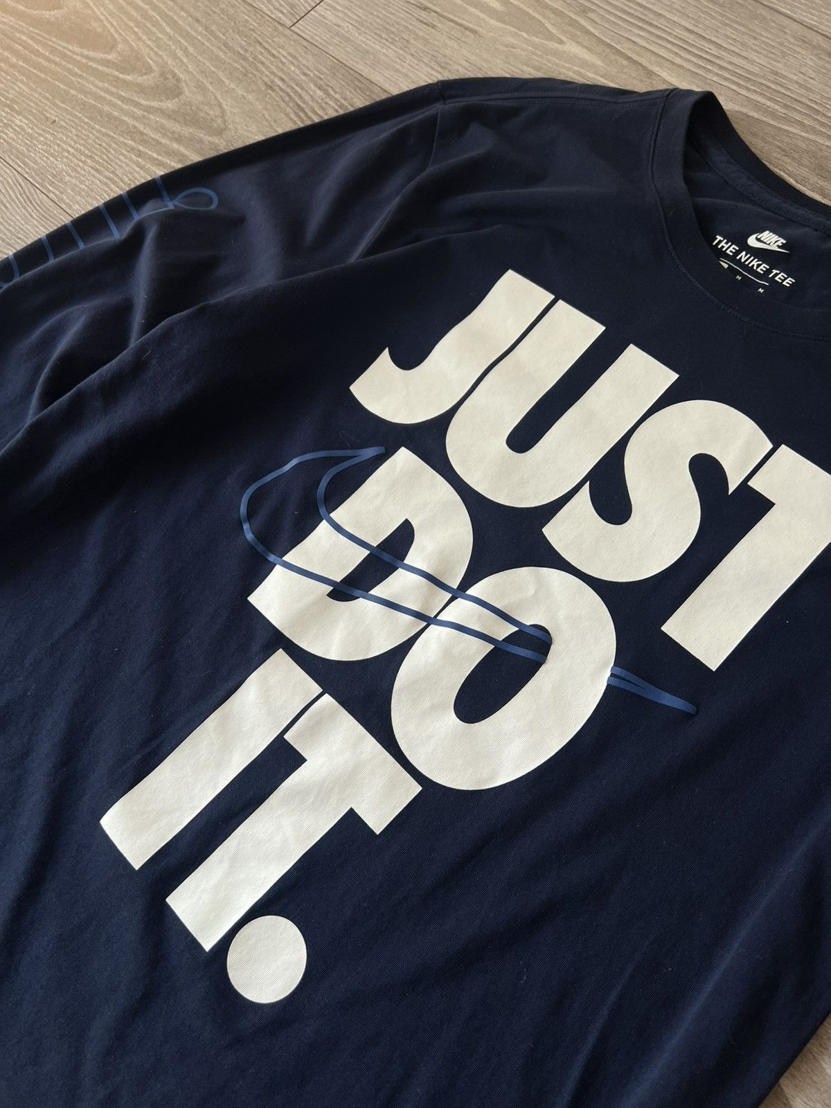 Nike ‼️Nike Big Logo Overprinted Just Do It Swoosh Long Sleeve Tee Size US M / EU 48-50 / 2 - 13 Thumbnail