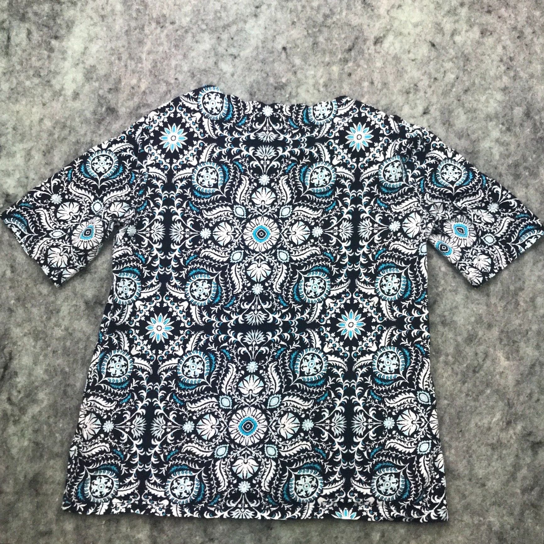 Talbots Talbots Blouse Shirt Womens Small Blue Geometric Floral Flowy Elastic Neckline Short Sleeve 100% Cotton Pullover Size S / US 4 / IT 40 - 5 Thumbnail
