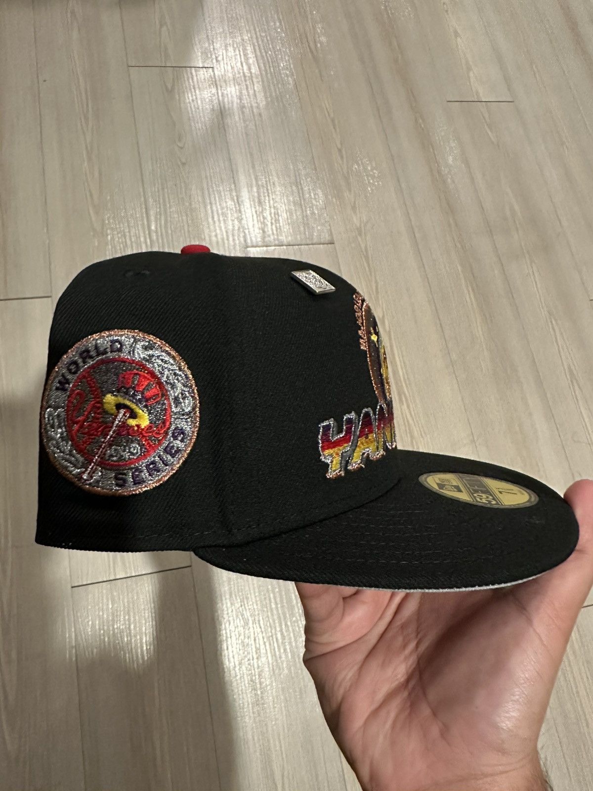 New Era New Era Yankees 1949 WS Metallic Galaxy 7 5/8 Size ONE SIZE - 4 Thumbnail
