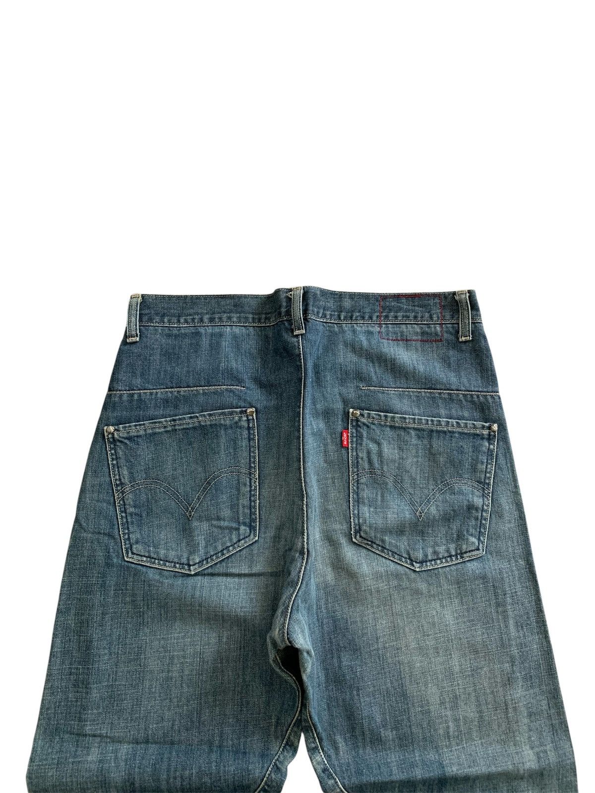 Levi's Vintage Clothing Vintage Levi’s Engineered Faded Baggy Jeans 34 Size US 34 / EU 50 - 3 Thumbnail