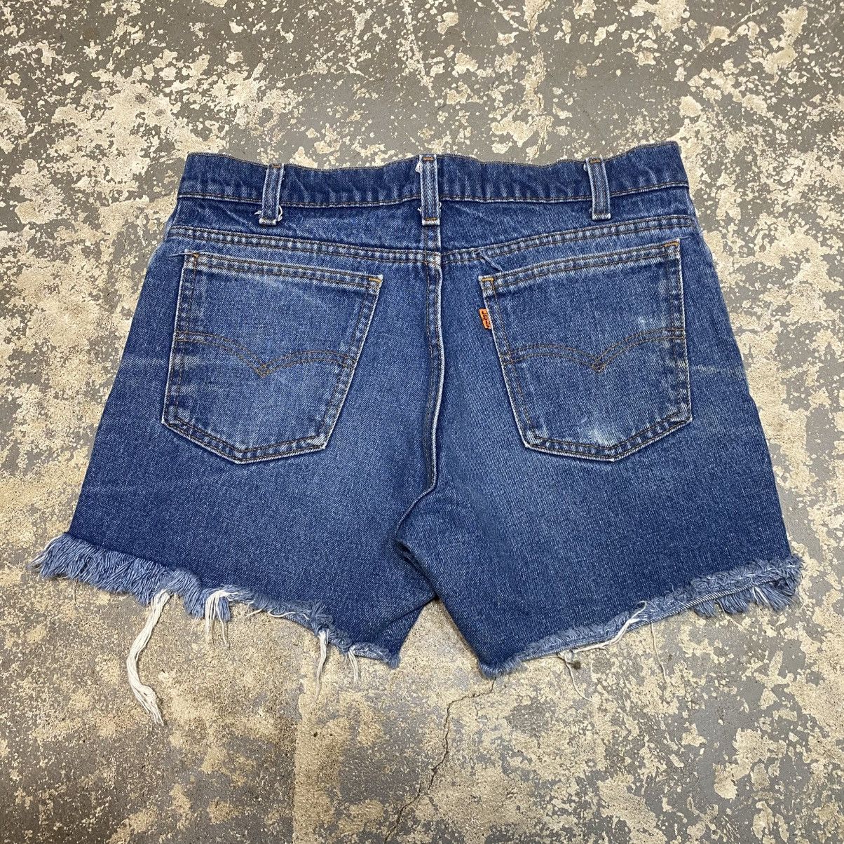 Levi's × Vintage Vintage Levi’s Blue Cut Off Denim Shorts Jorts Y2K 90s Size US 32 / EU 48 - 1 Thumbnail
