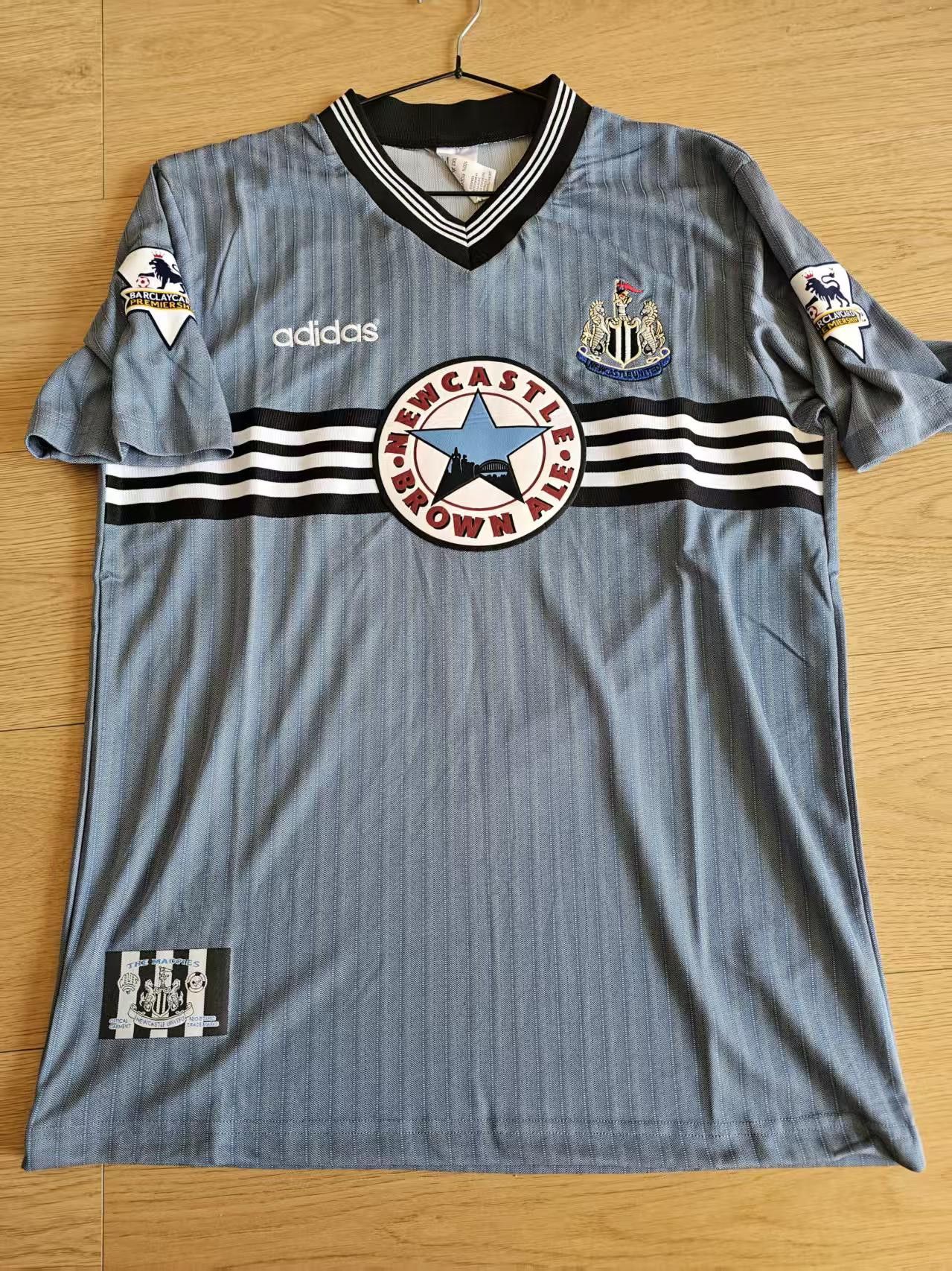 Other 1995 1996 Newcastle United #9 Alan Shearer Jersey Size US XXL / EU 58 / 5 - 2 Thumbnail