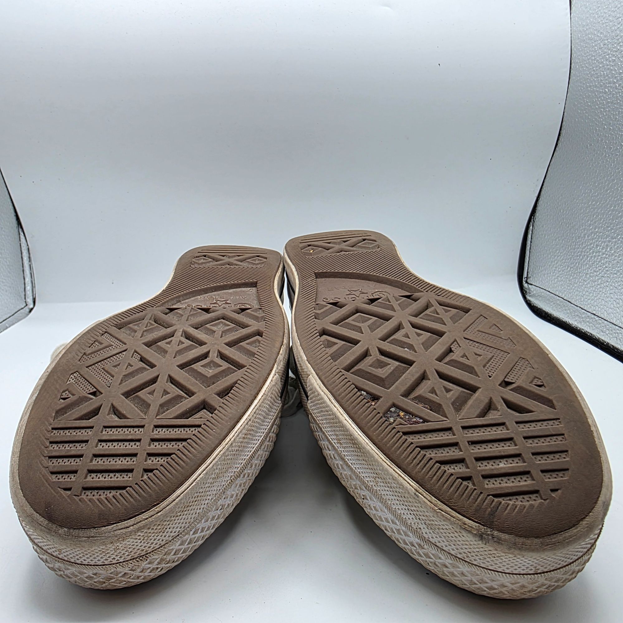 Converse Converse Chuck Taylor Lift Platform Womens Size 9 Beige Snea Size US 9 / IT 39 - 11 Thumbnail