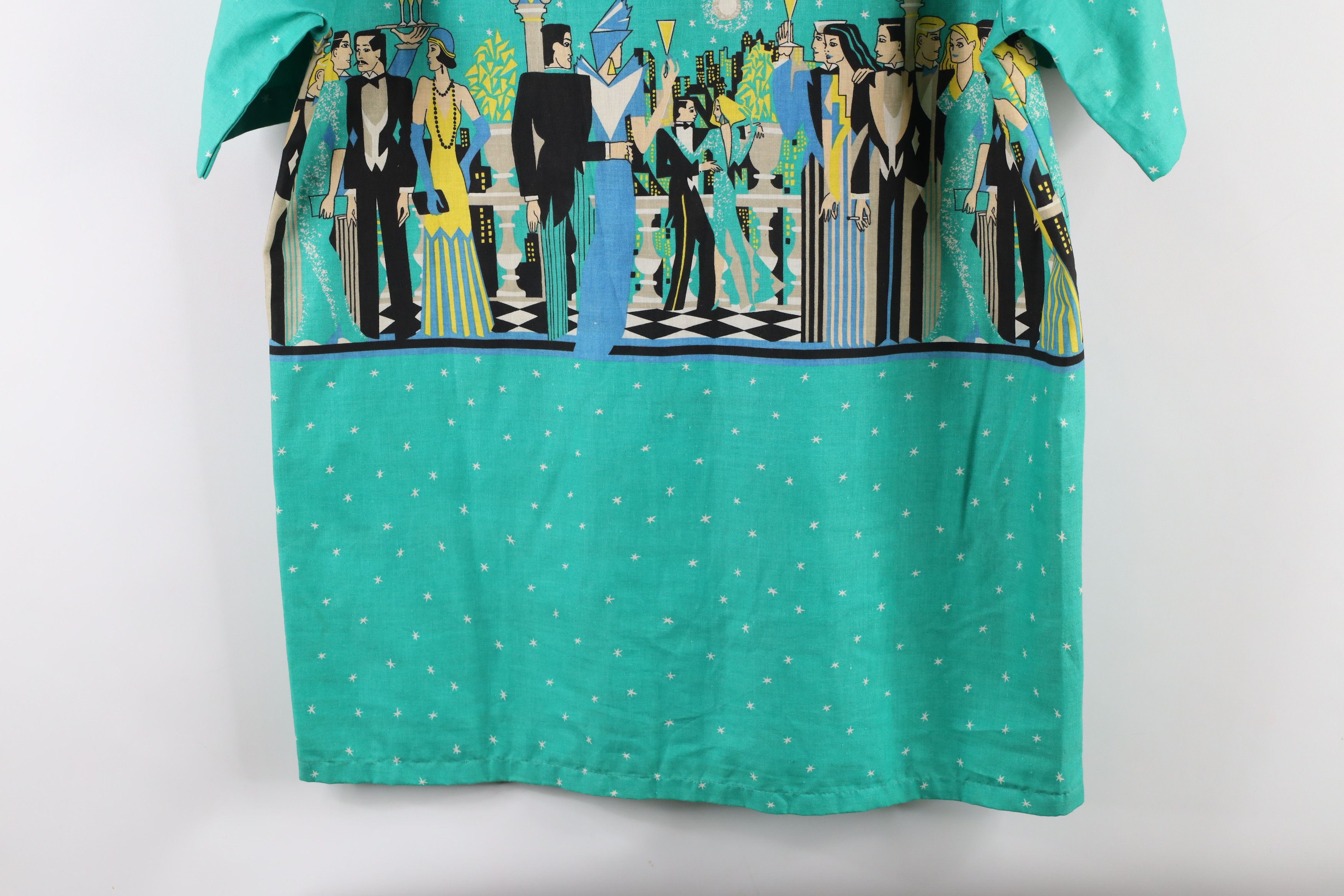 Vintage Vintage 90s Streetwear Over Print Camp Button Shirt USA Size US M / EU 48-50 / 2 - 11 Thumbnail