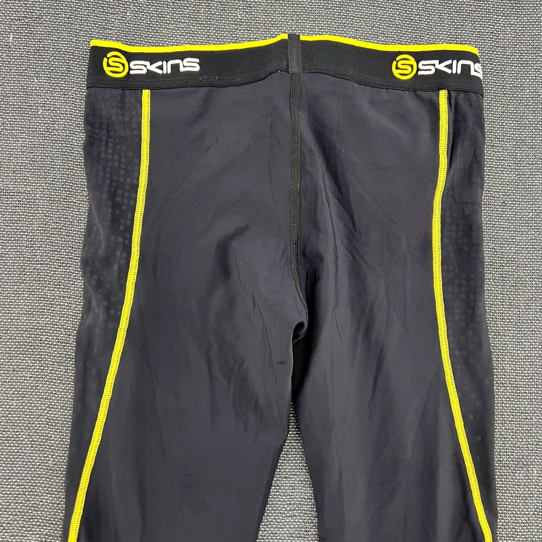 Vintage Skins A200 Mens Compression Pants Medium Sport Spandex Black Tights Athletic Size US 31 - 7 Thumbnail