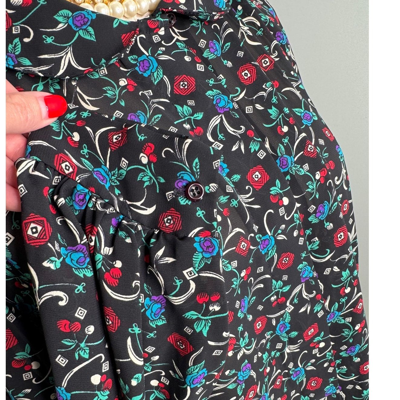 Vintage Vintage 70s/80s floral round collar secretary blouse size M Size M / US 6-8 / IT 42-44 - 6 Thumbnail