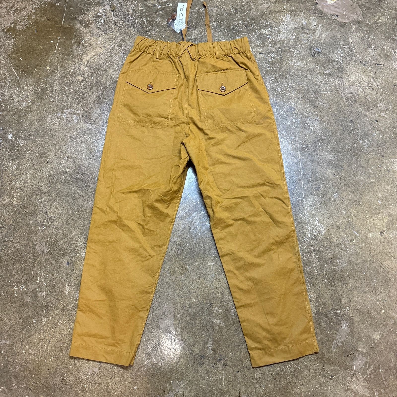 Alex Mill NWT Alex Mill Pull On Pleated Pants Tech Nylon Men's Small Size US 30 / EU 46 - 3 Thumbnail