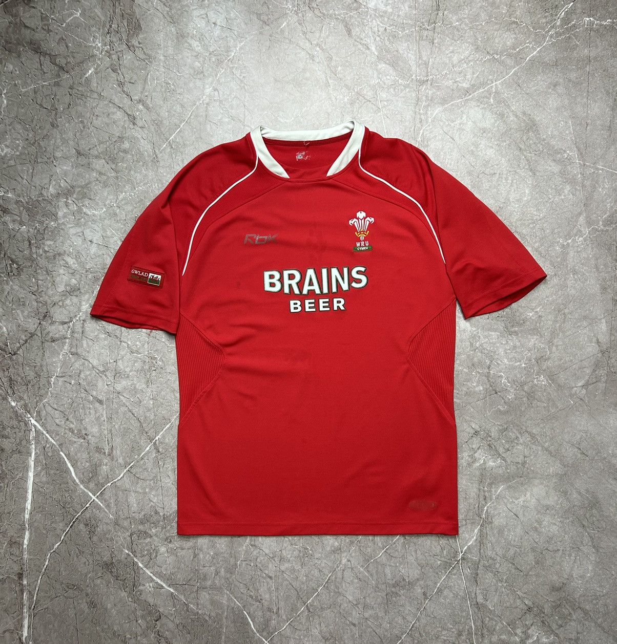 Vintage Vintage Reebok Wales Rugby Jersey 2000s Size US L / EU 52-54 / 3 - 3 Thumbnail