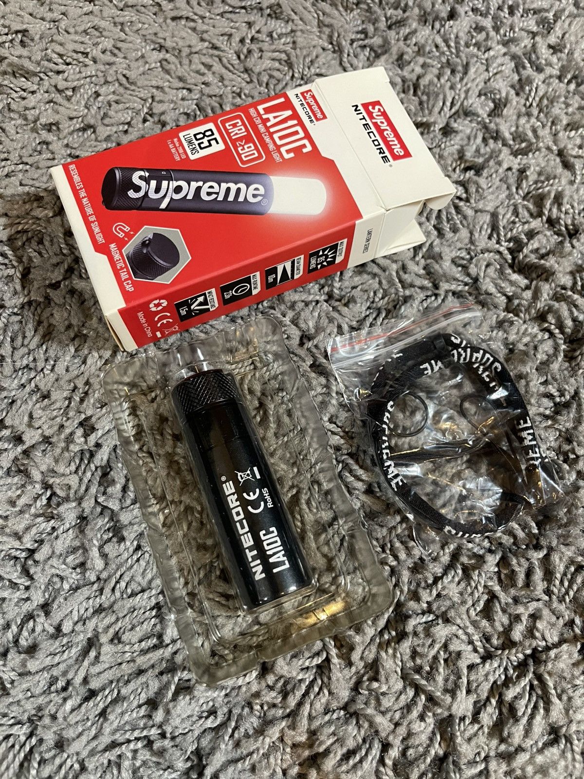 Supreme 2017FW Supreme Nitecore LA10C High Cri Camping Light Black Size ONE SIZE - 8 Thumbnail