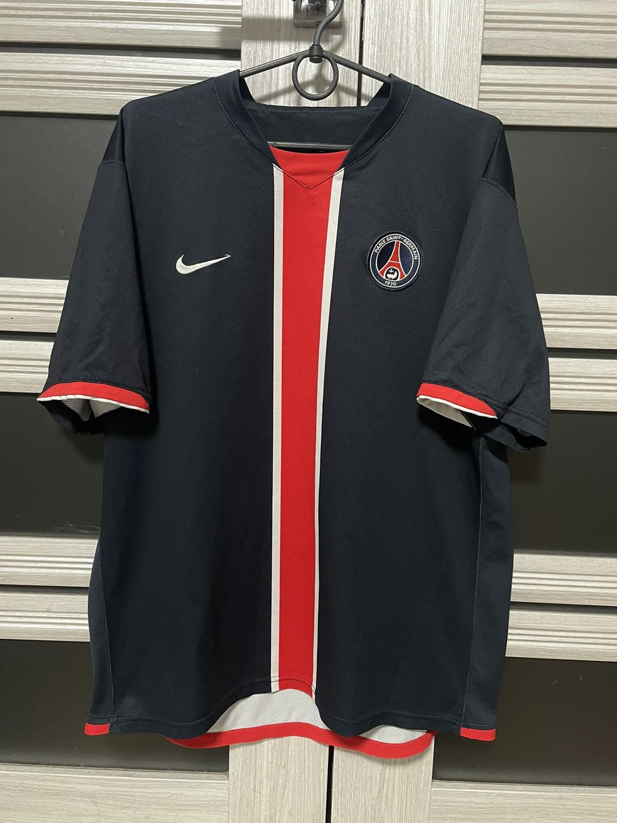 Nike × Vintage Vintage PSG Nike Soccer 2006 2007 Soccer Jersey T Shirt Size US L / EU 52-54 / 3 - 1 Thumbnail