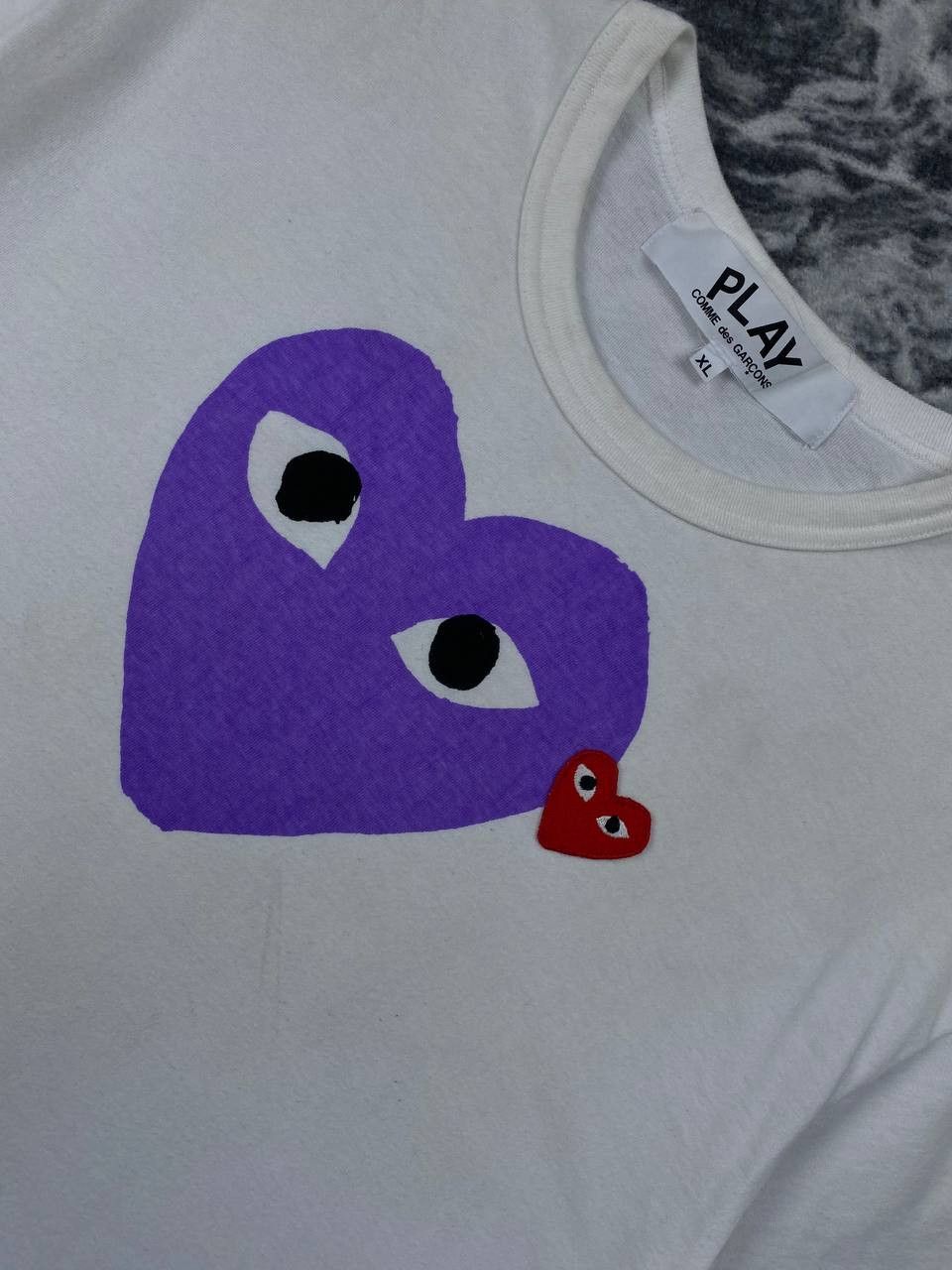 Comme des Garcons Comme des Garcons Play Red Emblem Heart T-shirt Big Logo Size US XL / EU 56 / 4 - 2 Thumbnail