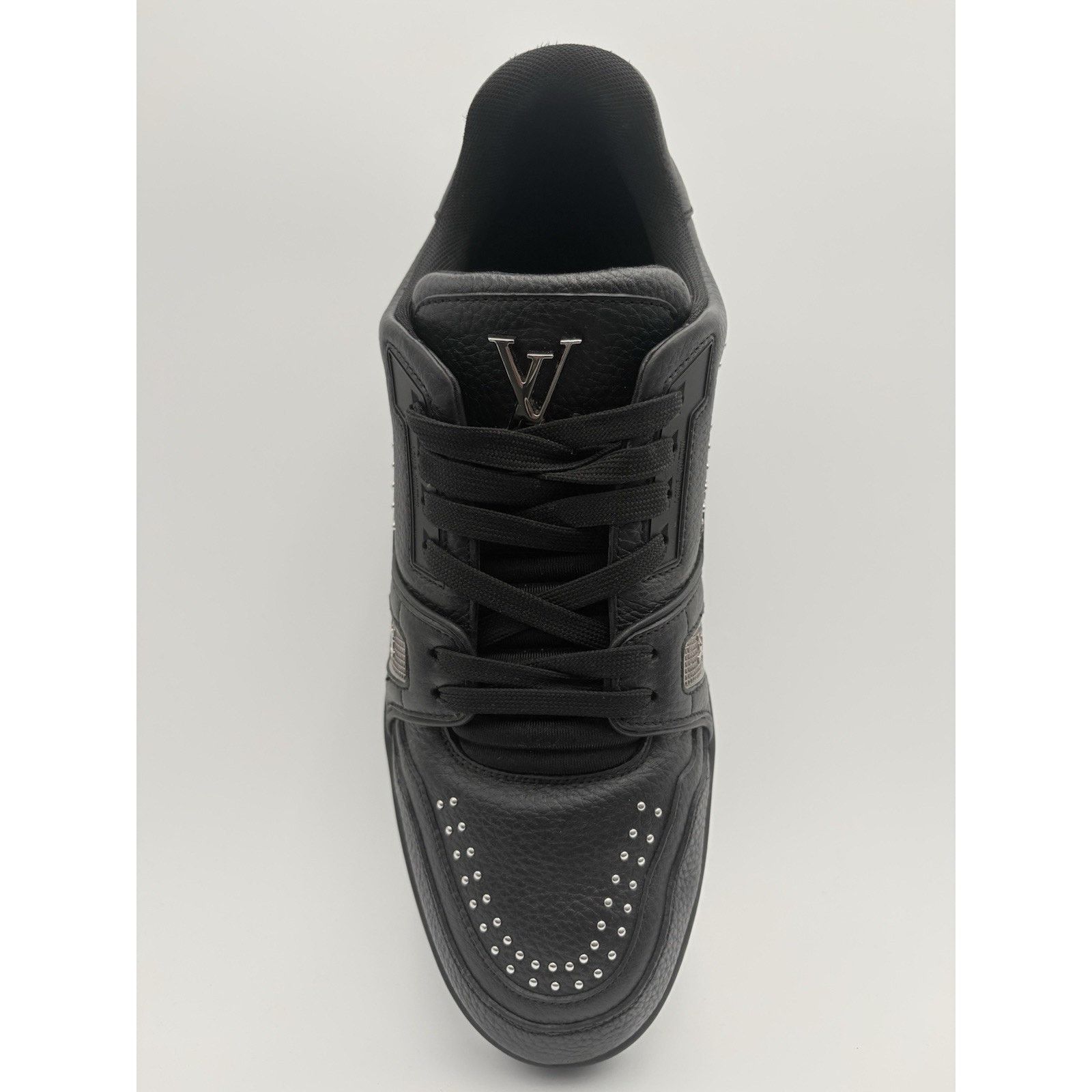Louis Vuitton 9-9.5 Louis Vuitton Studded Trainer ' Black ' | SUPER CLEAN! Size US 9 / EU 42 - 5 Thumbnail