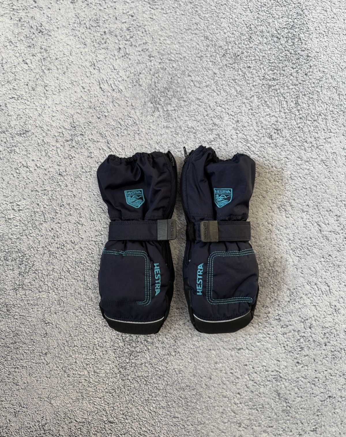 Hestra Hestra Kids Ski Mittens Size 3 Primaloft Zip Winter Gloves Size ONE SIZE - 1 Thumbnail