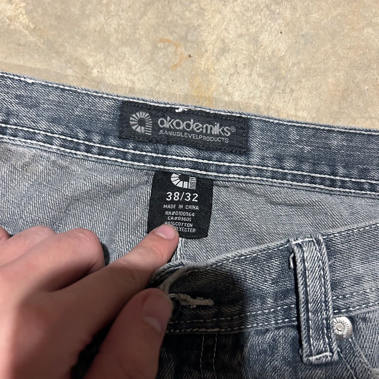 Akademiks × Southpole × Vintage Crazy Vintage Y2K Akademiks Distressed Repaired Baggy Jeans Size US 36 / EU 52 - 5 Thumbnail
