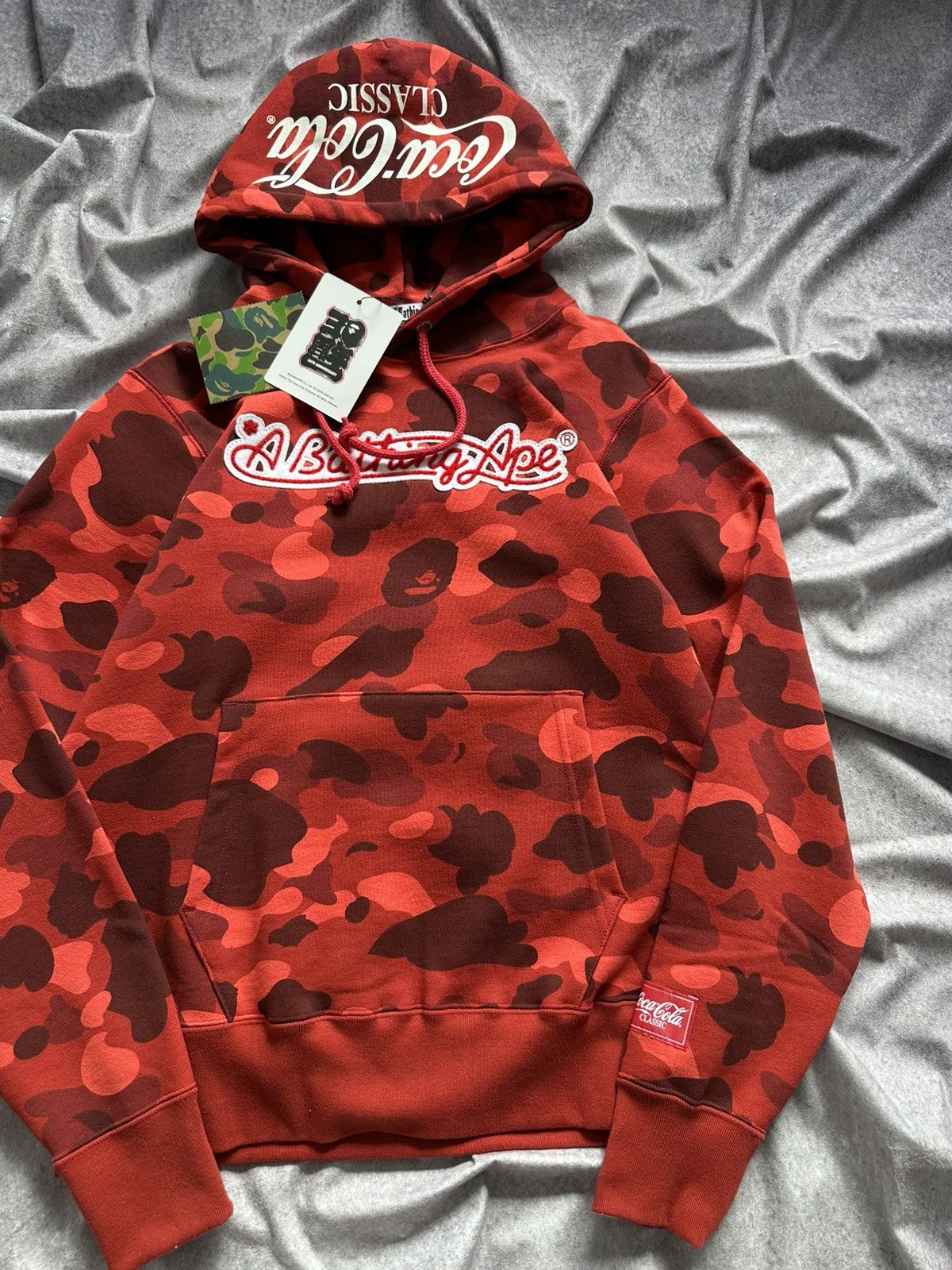 Bape Bape X Coco Cola Red Camo Hoodie Size US S / EU 44-46 / 1 - 6 Thumbnail