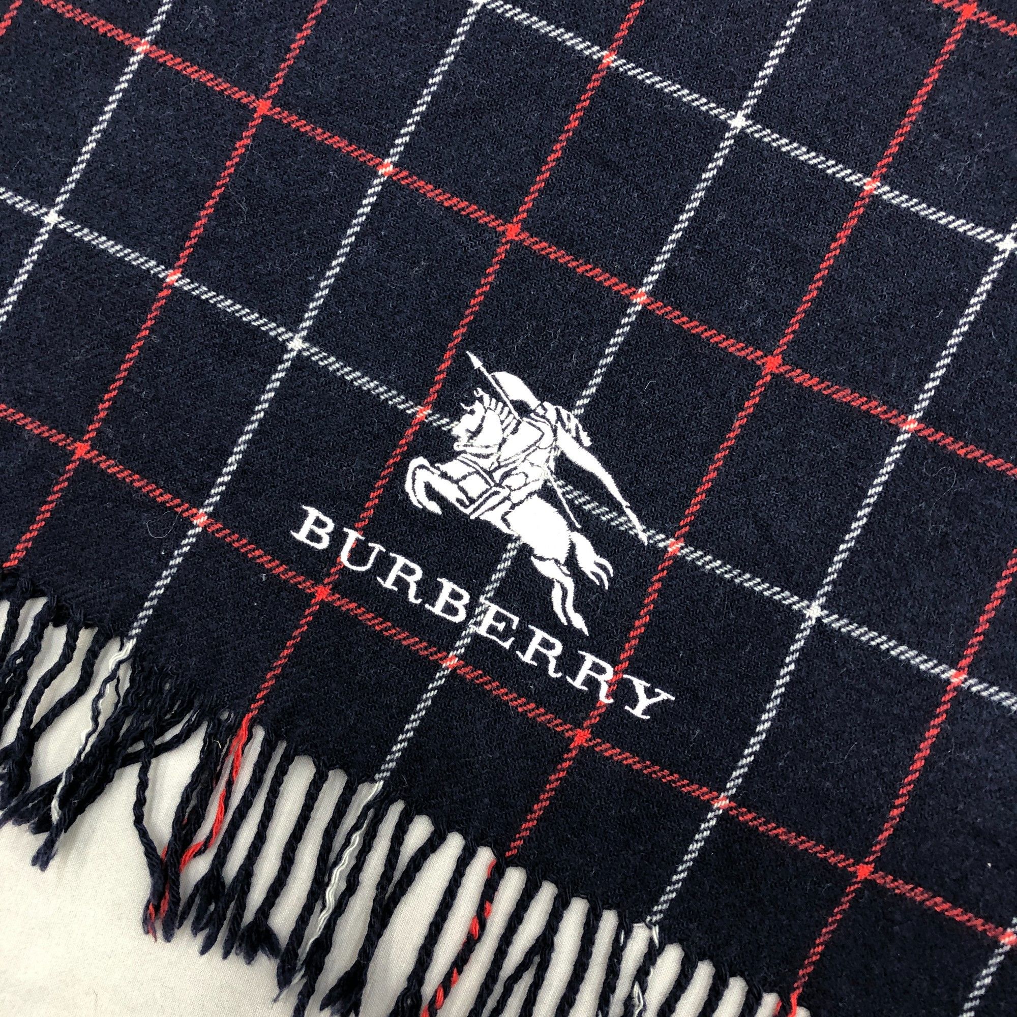 Burberry Vintage Burberry Scarf Muffler Wool Stole Shawls Scarves Size ONE SIZE - 5 Thumbnail